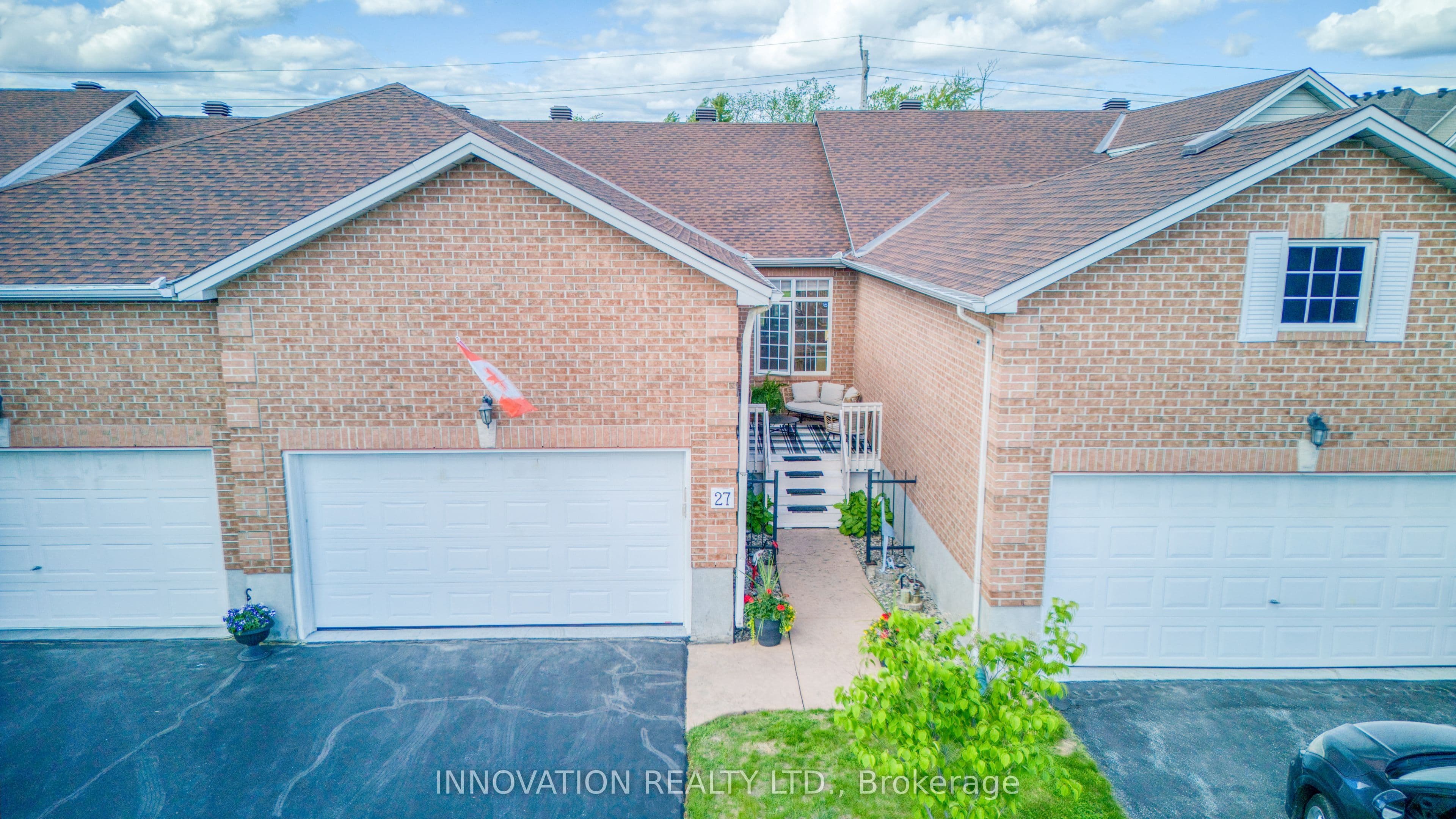27 Eileen Crescent, Stittsville - Munster - Richmond, ON K2S 1X2