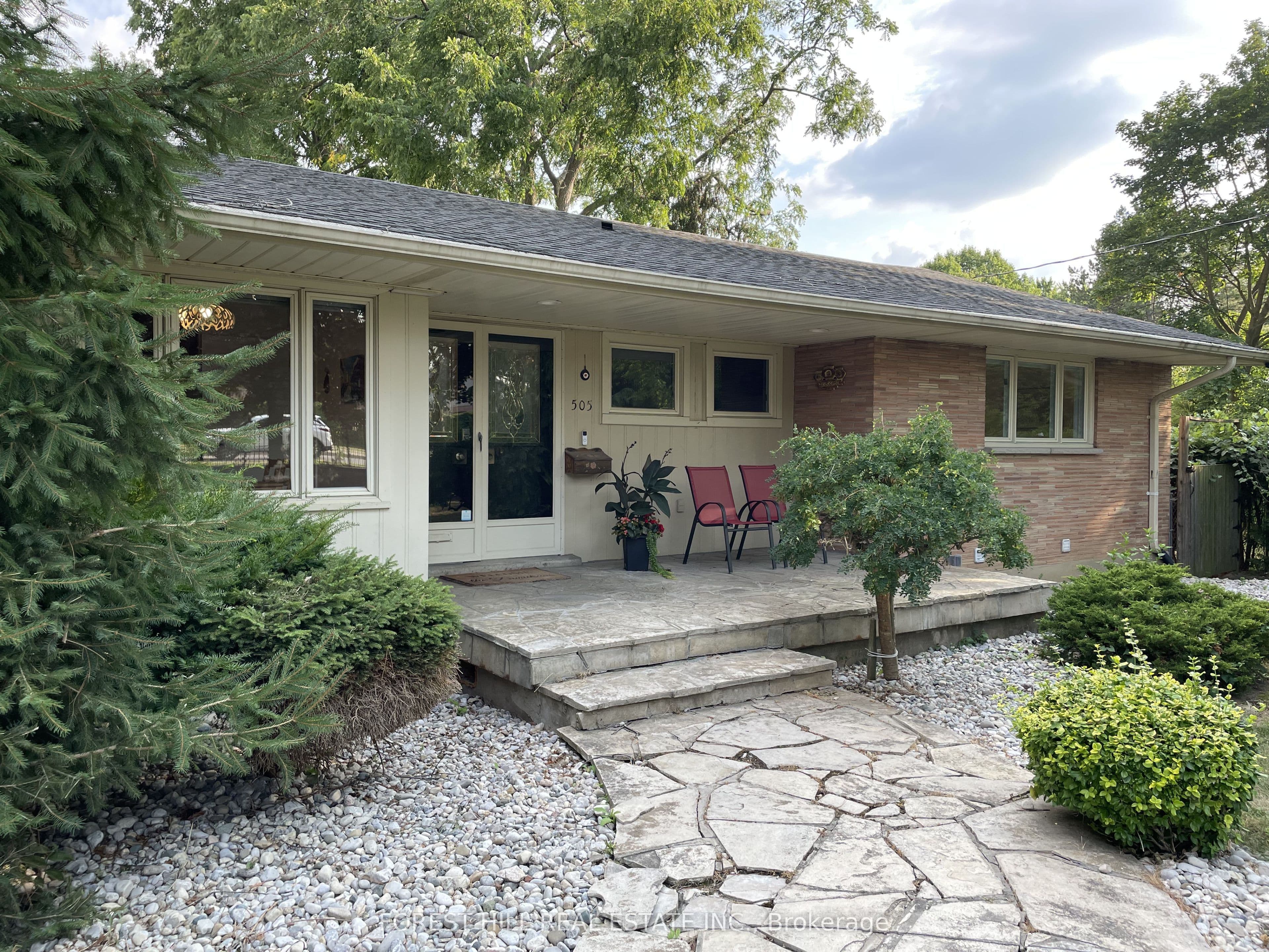 505 Fanshawe Park Road E, London North, ON N5X 1K7