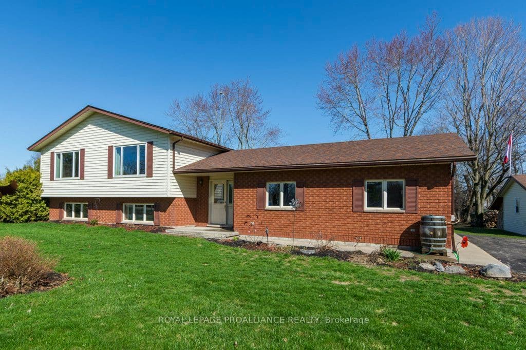858 County Road 64 Road, Brighton, ON K0K 1H0