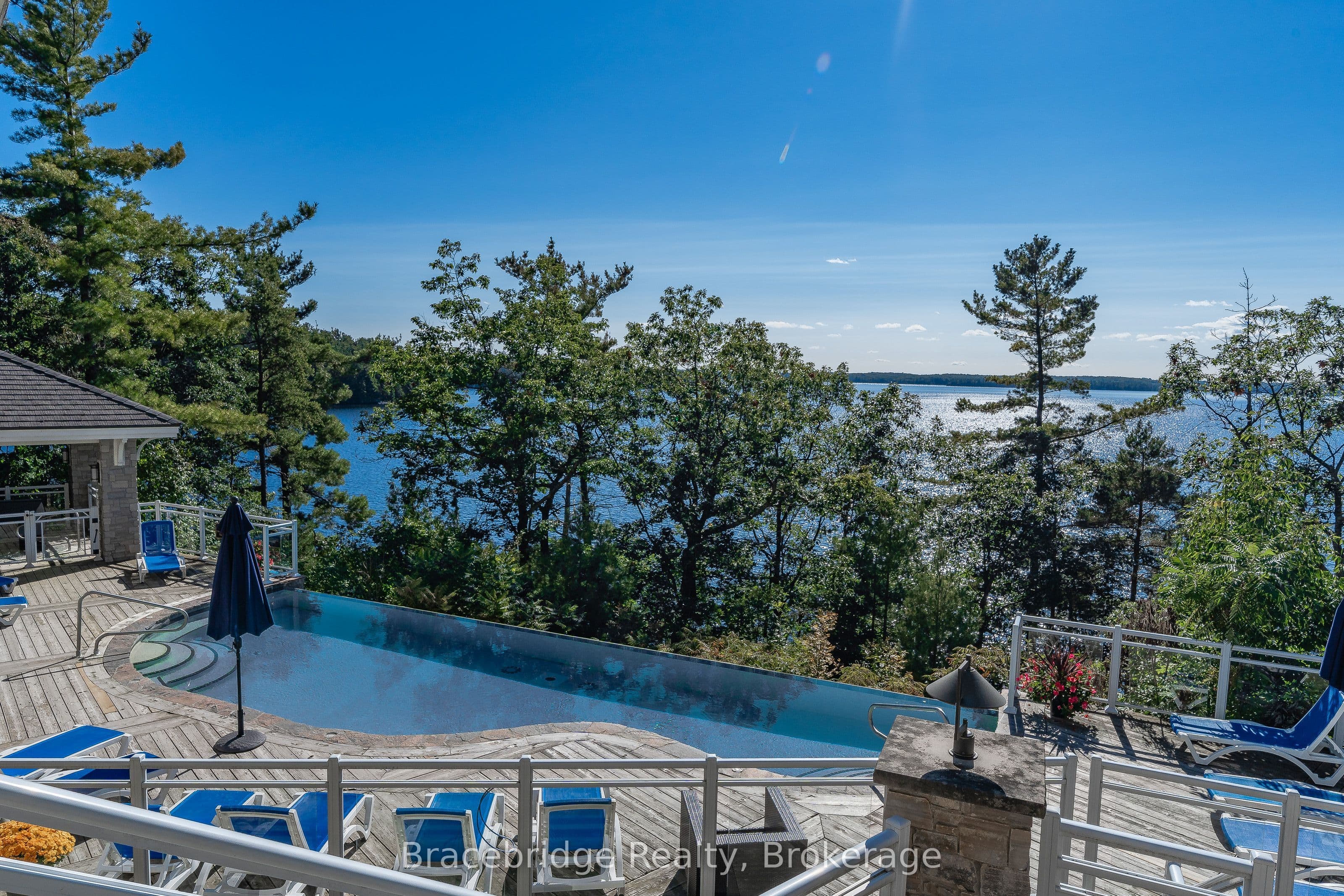 1869 Muskoka Rd 118 Highway W B102-A1, Muskoka Lakes, ON P1L 1W8