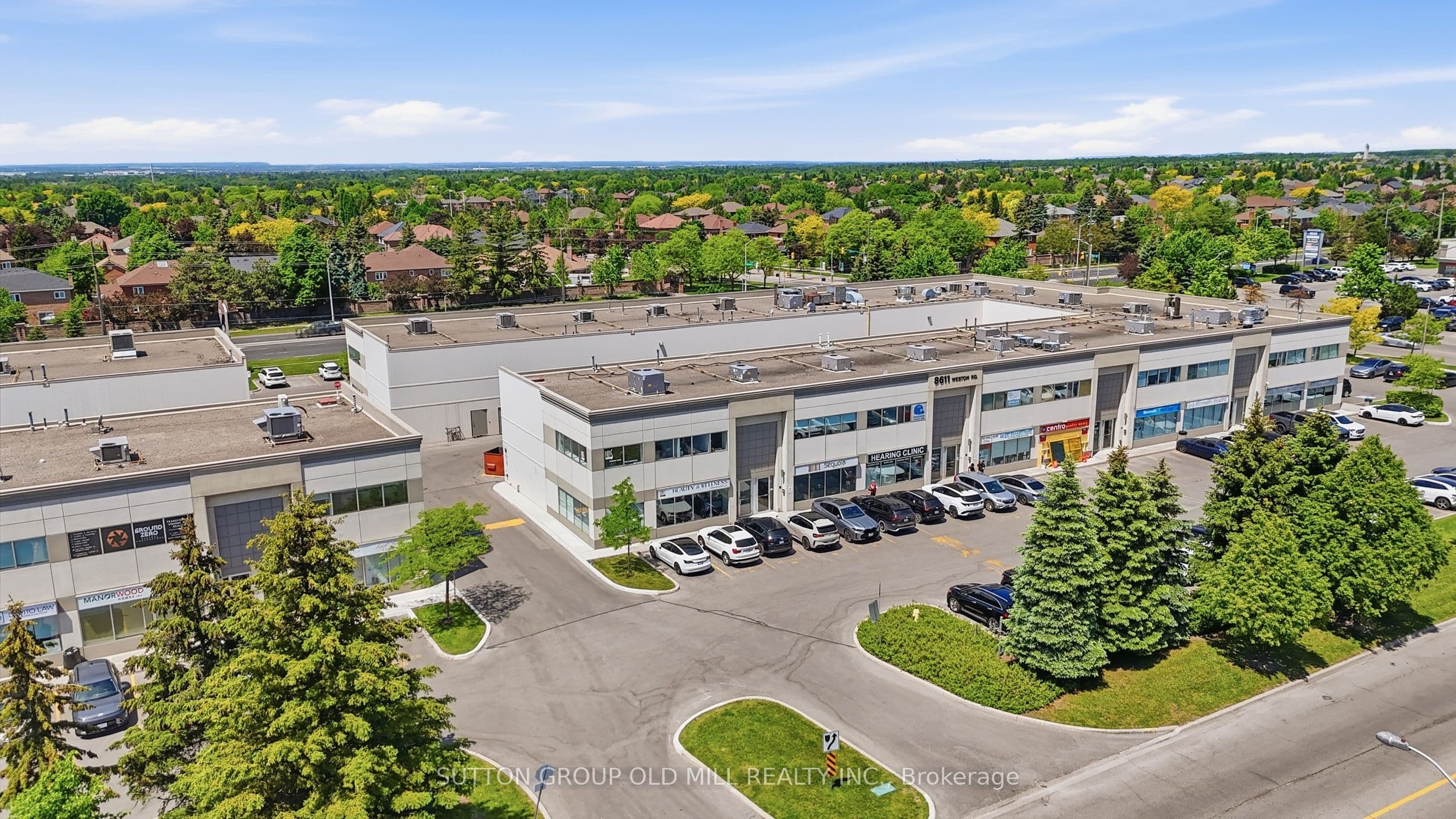 8611 Weston Road 19 - Salon, Vaughan, ON L4L 9P1