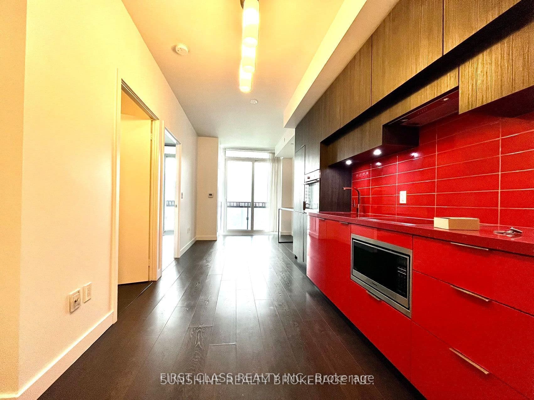 8 Eglinton Avenue E 2909, Toronto, ON M4P 1A6
