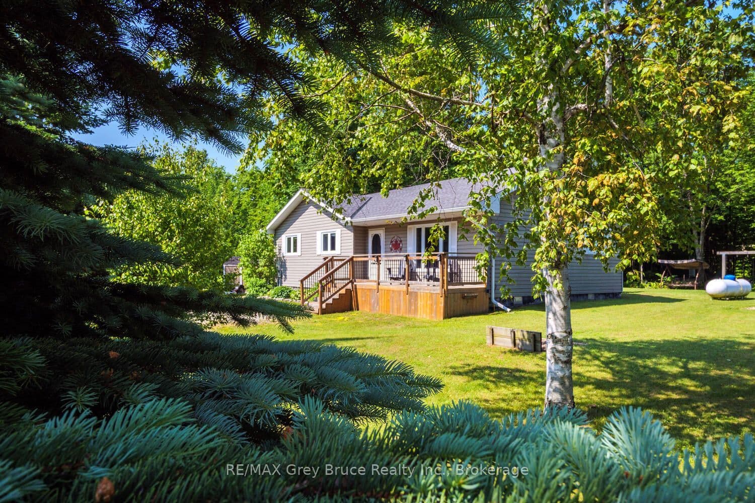 32 Sugarbush Road, South Bruce Peninsula, ON N0H 2G0