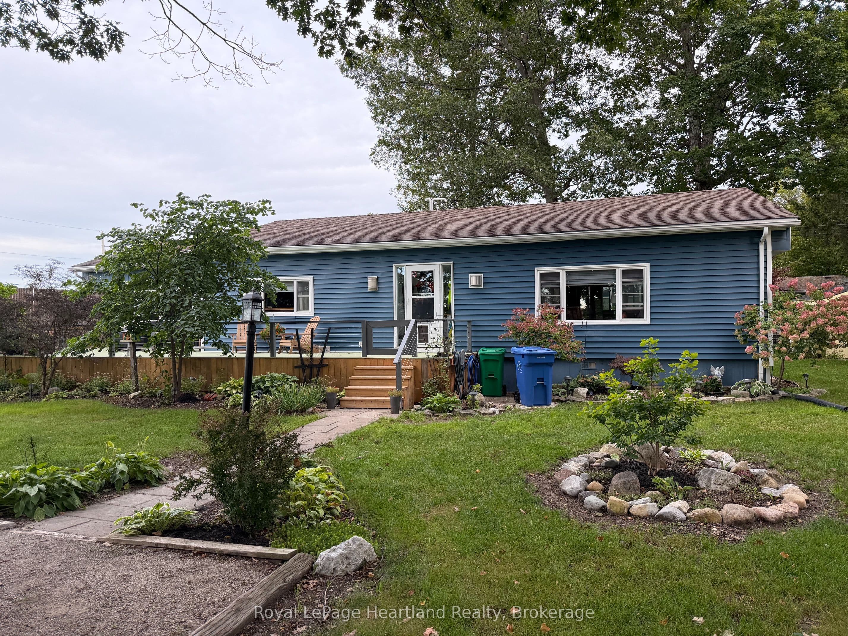2 HURON Lane, Ashfield-Colborne-Wawanosh, ON N7A 3Y2