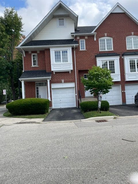 1575 South Parade Court 67, Mississauga, ON L5M 6E9