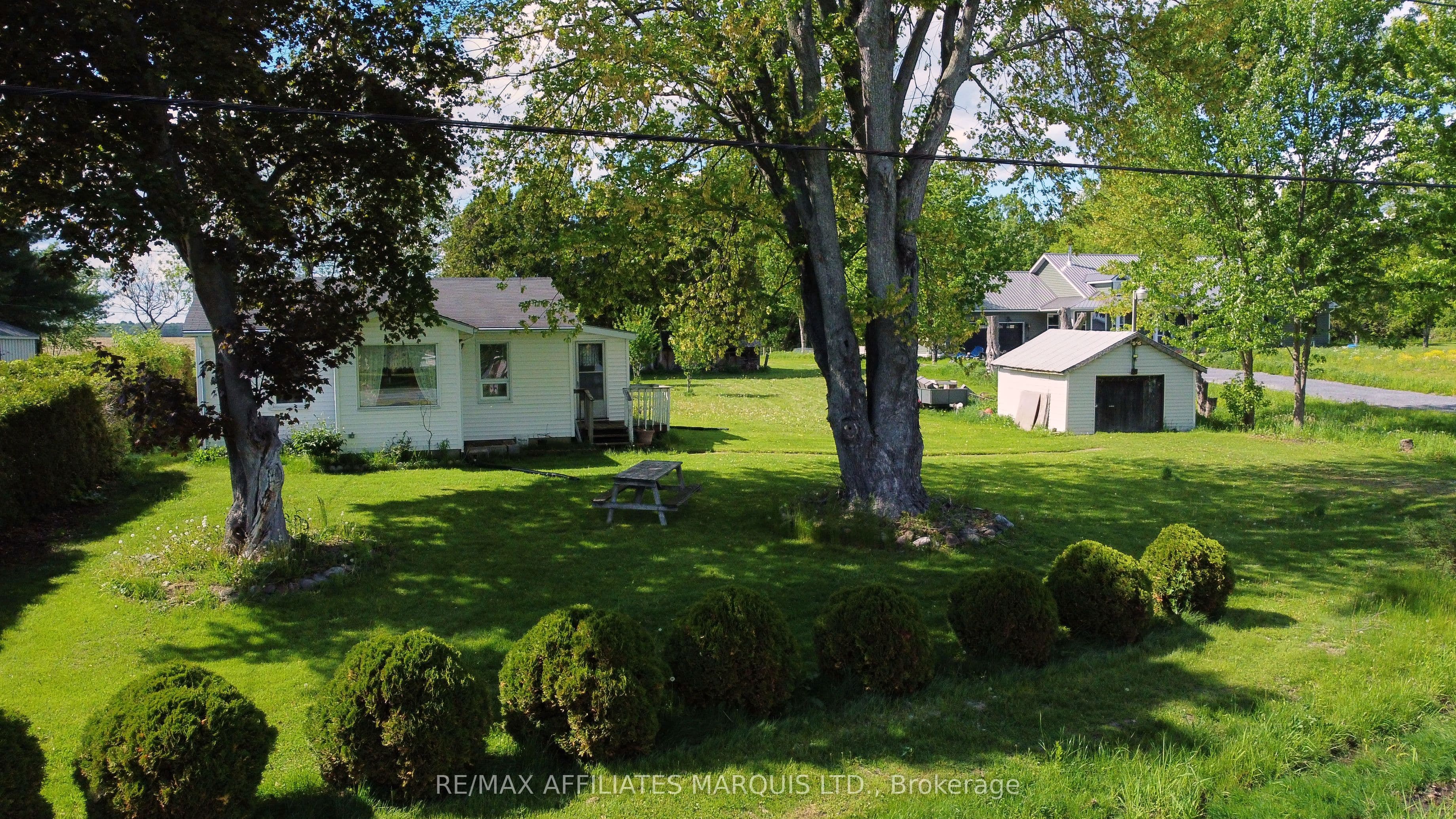 11481 Lakeshore Drive, South Dundas, ON K0E 1K0