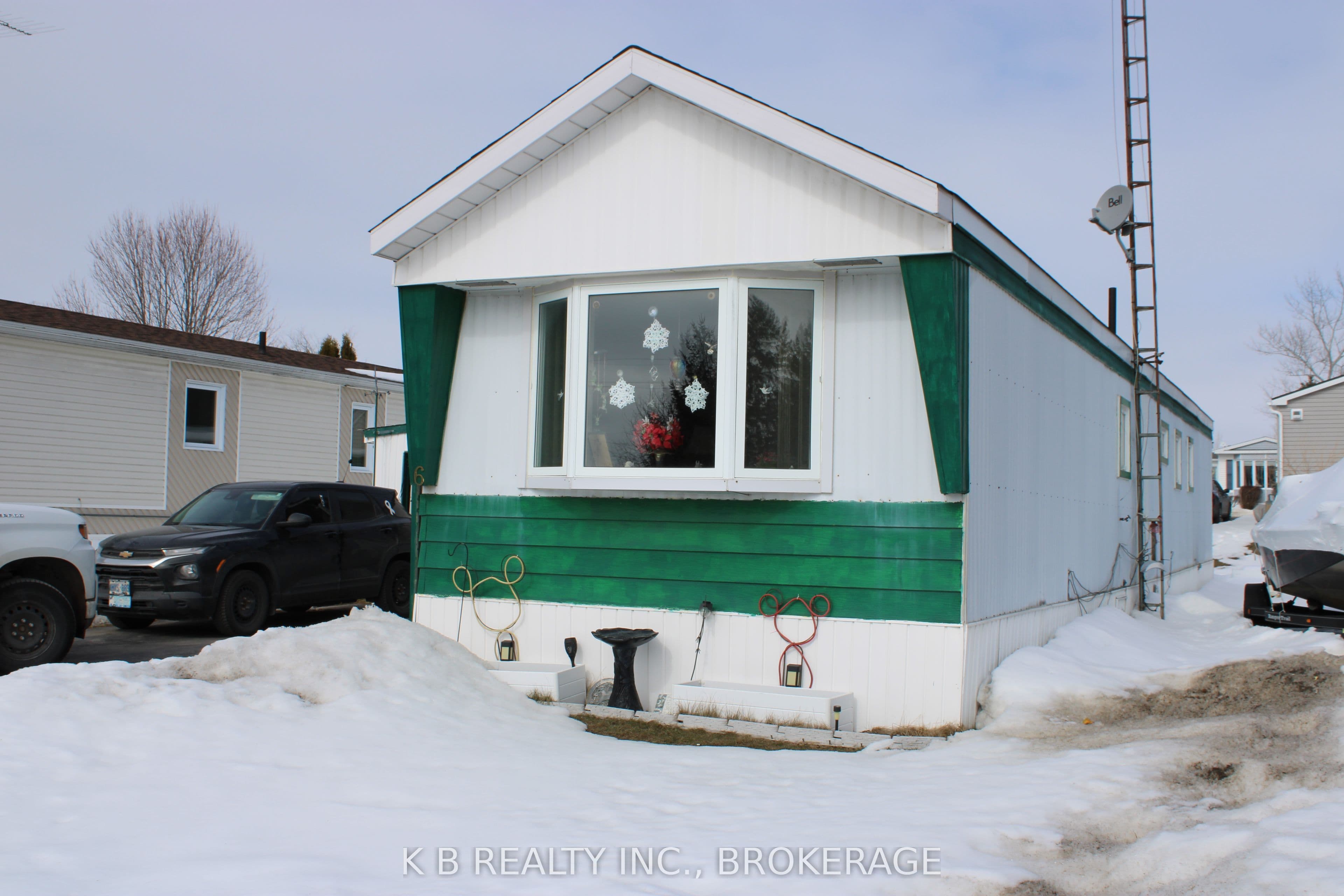 6 Cedar Street W, Greater Napanee, ON K7R 3L1