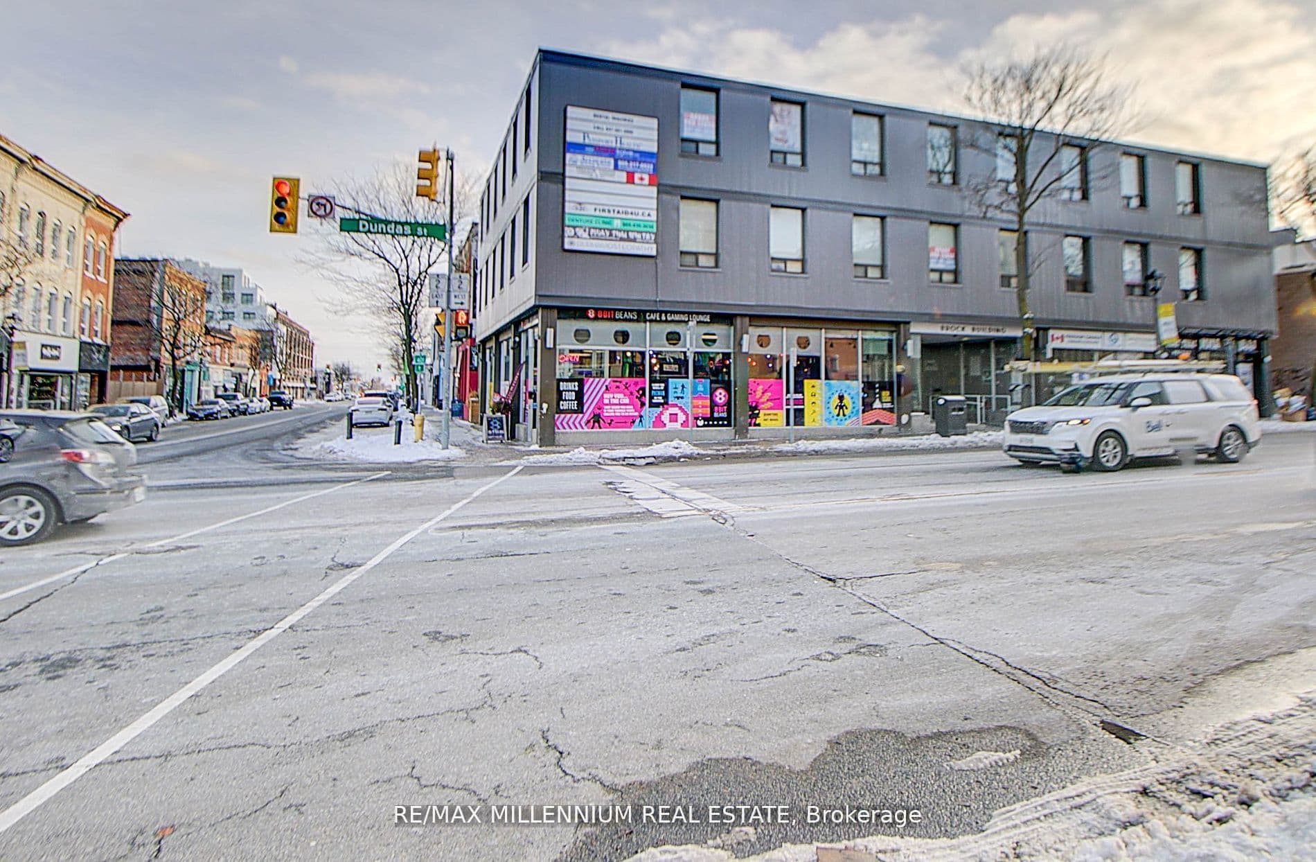 101 Dundas Street W 305, Whitby, ON L1N 2M2