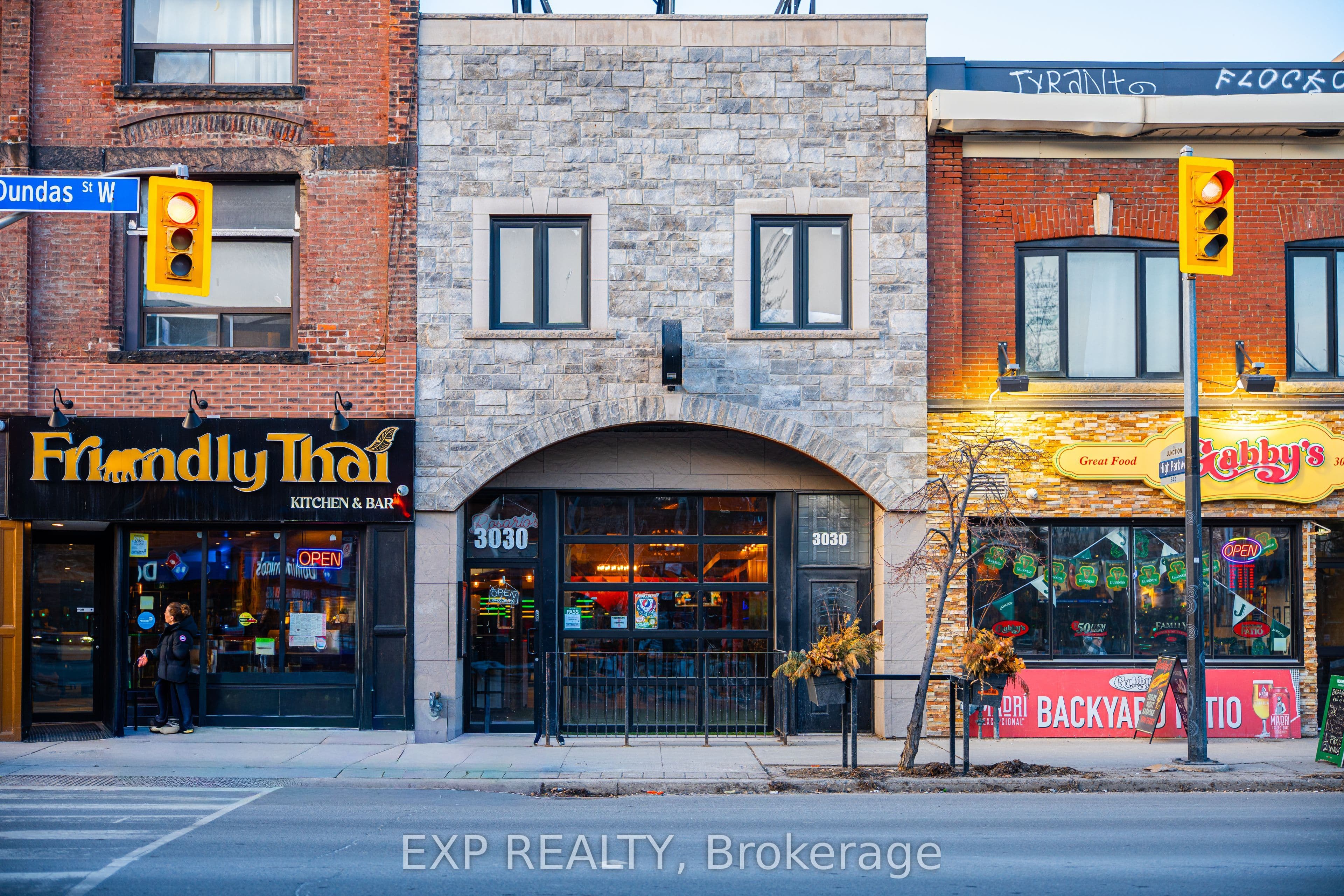 3030 W Dundas Street W, Toronto, ON M6P 1Z3