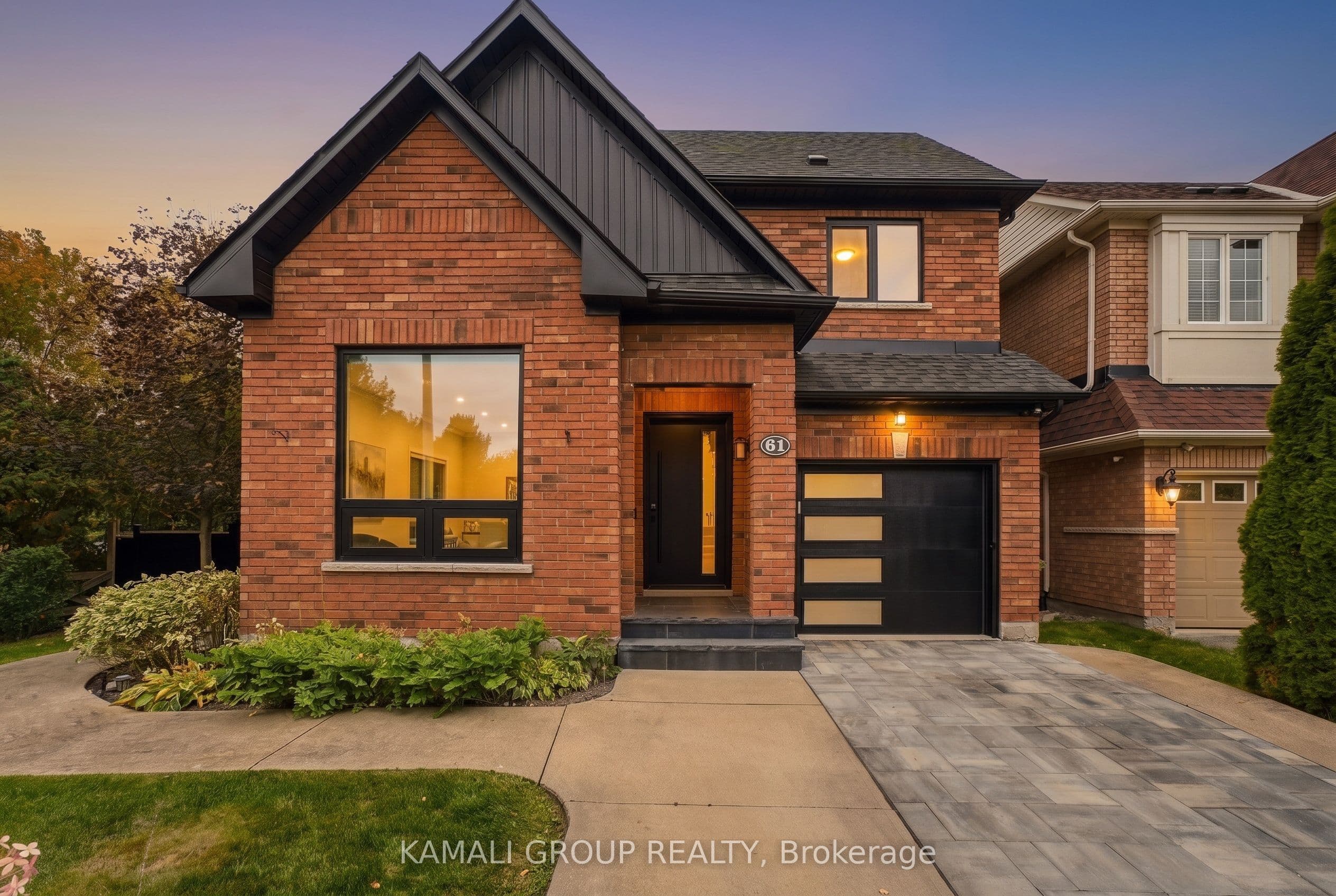 61 Barnwood Drive, Richmond Hill, ON L4E 5A3