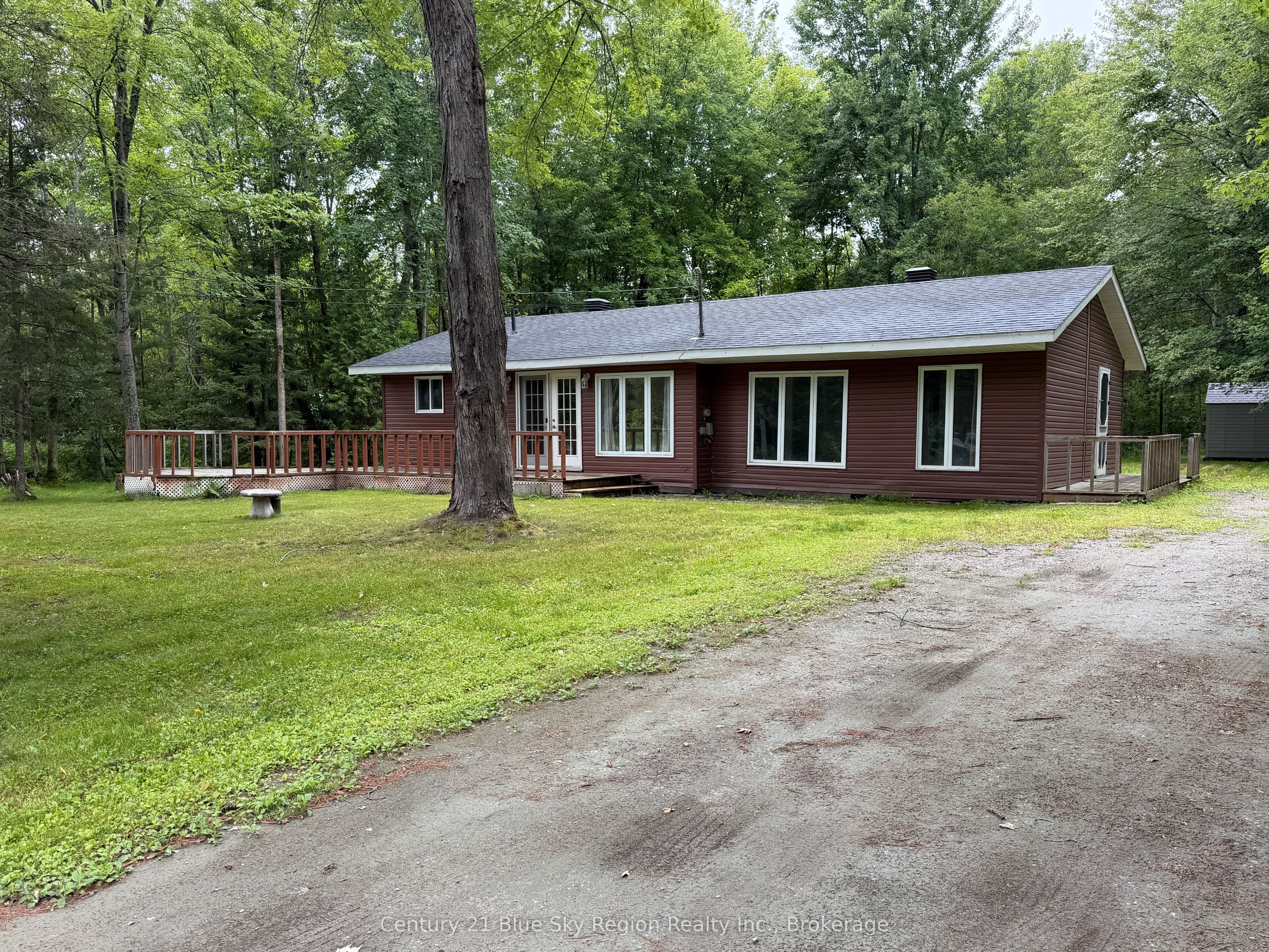 346 Jocko Point Road, North Bay, ON P1B 8G5