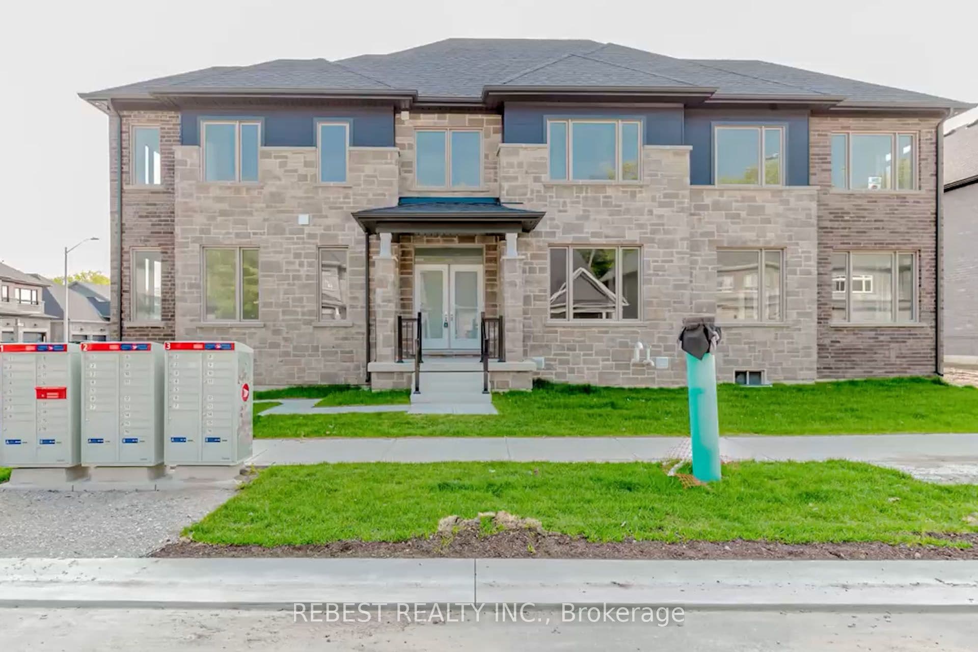 46 Franklin Trail, Barrie, ON L9J 0B1