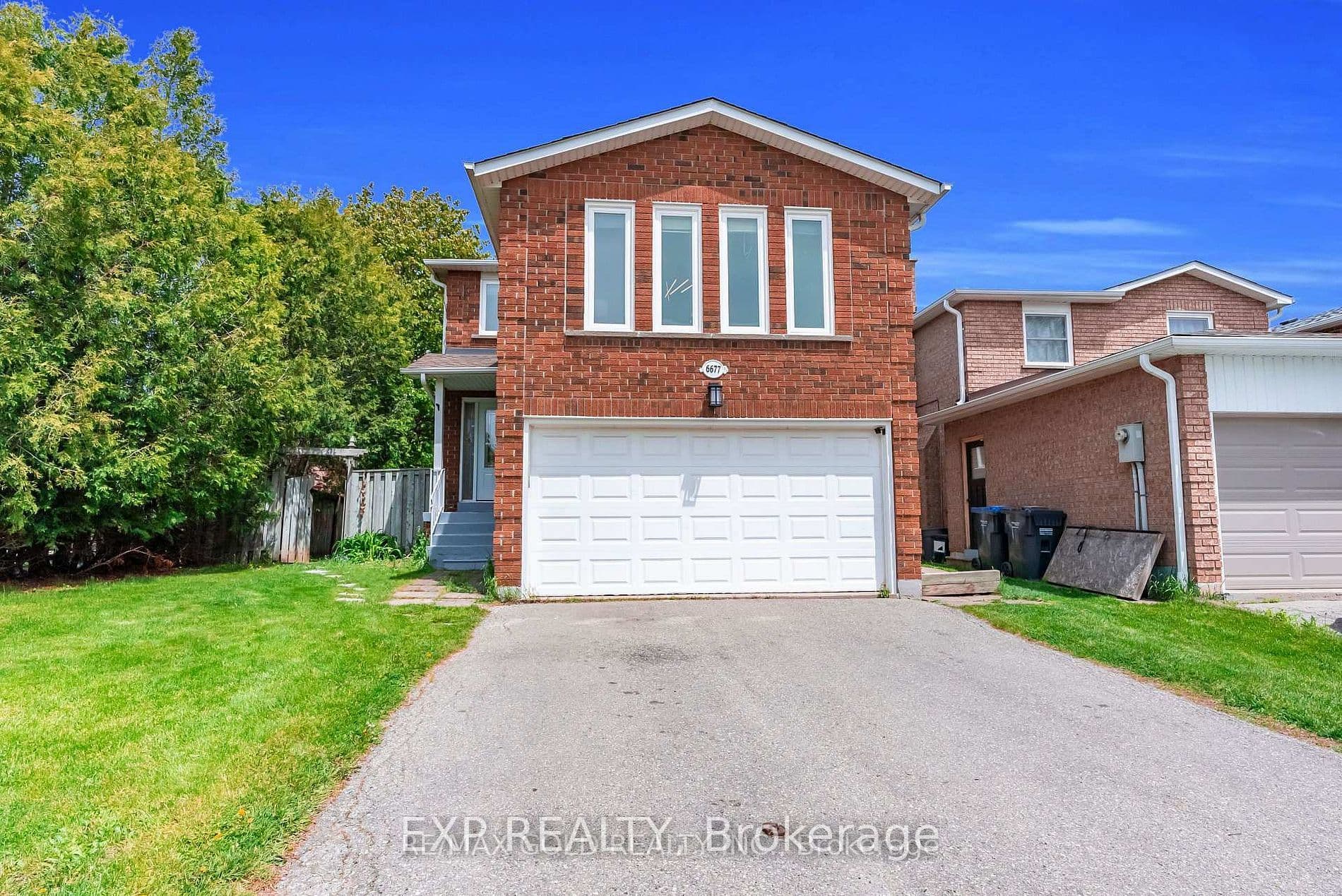 6677 Ganymede Road Upper Level, Mississauga, ON L5N 4V3