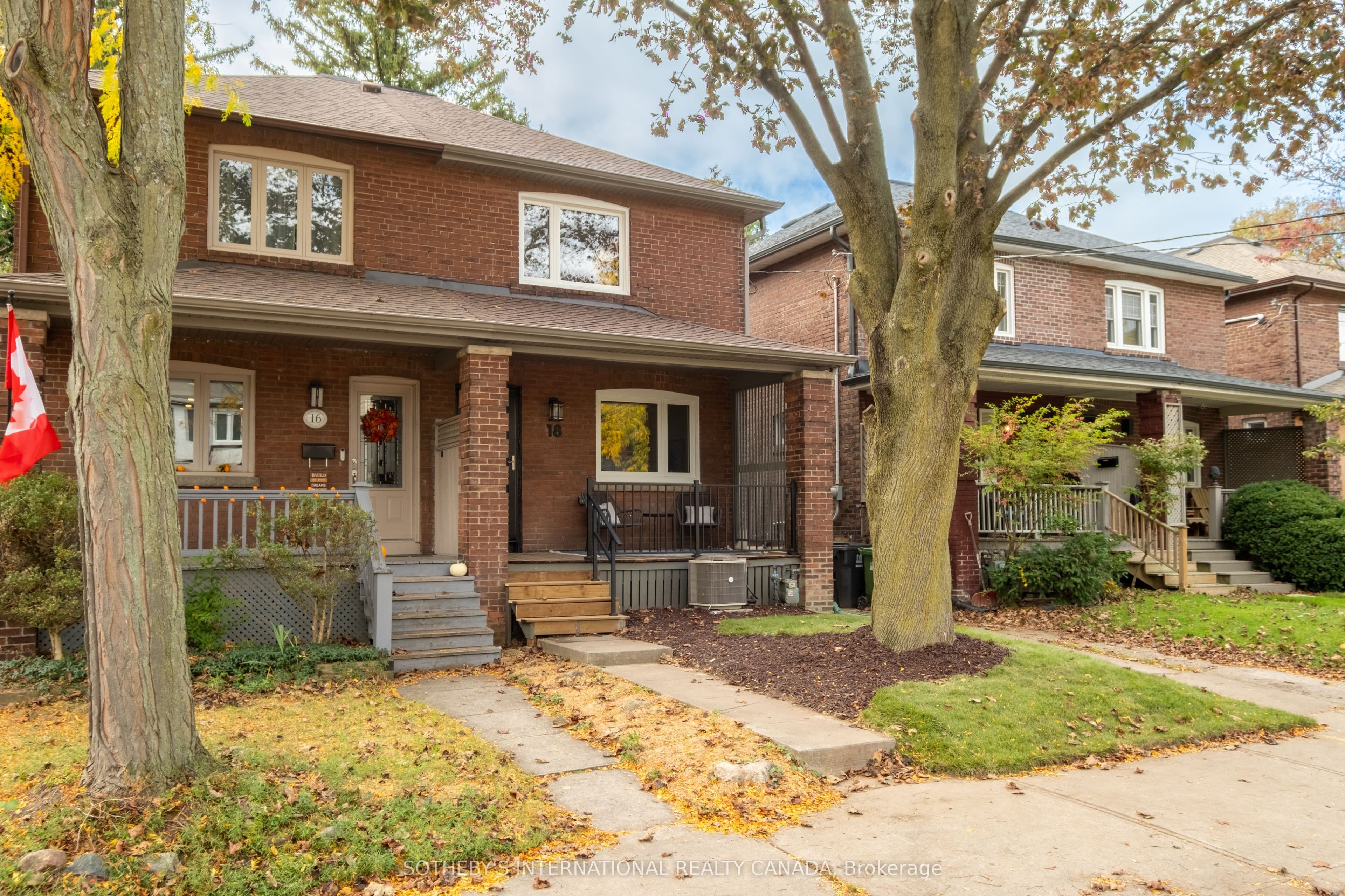 18 Thurston Road, Toronto, ON M4S 2V7