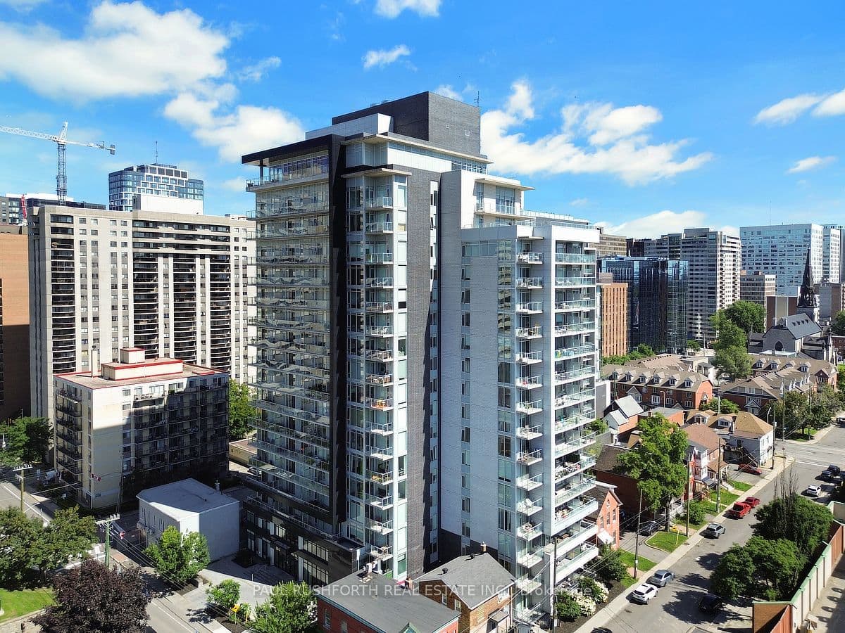 255 Bay Street 1310, Ottawa Centre, ON K1R 0C5