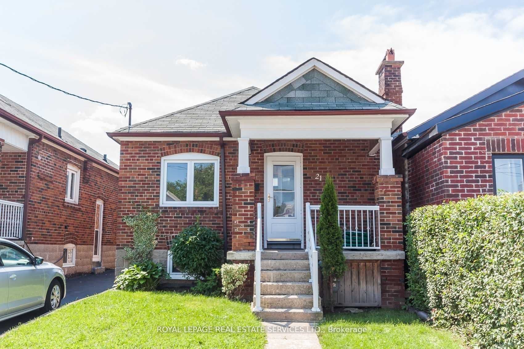 21 Belgravia Avenue, Toronto, ON M6E 2M4