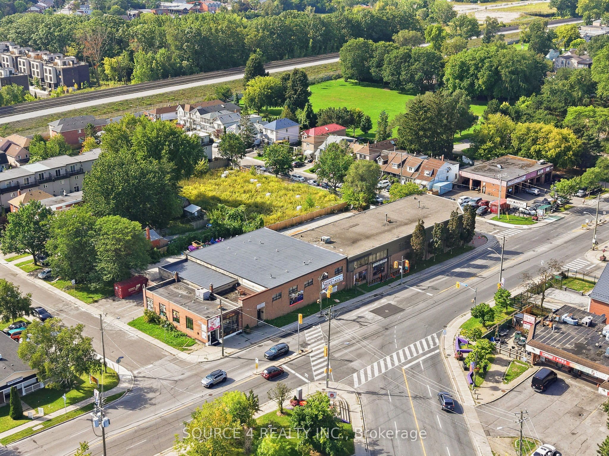 3475-3491 Danforth Avenue, Toronto, ON M1L 1E2