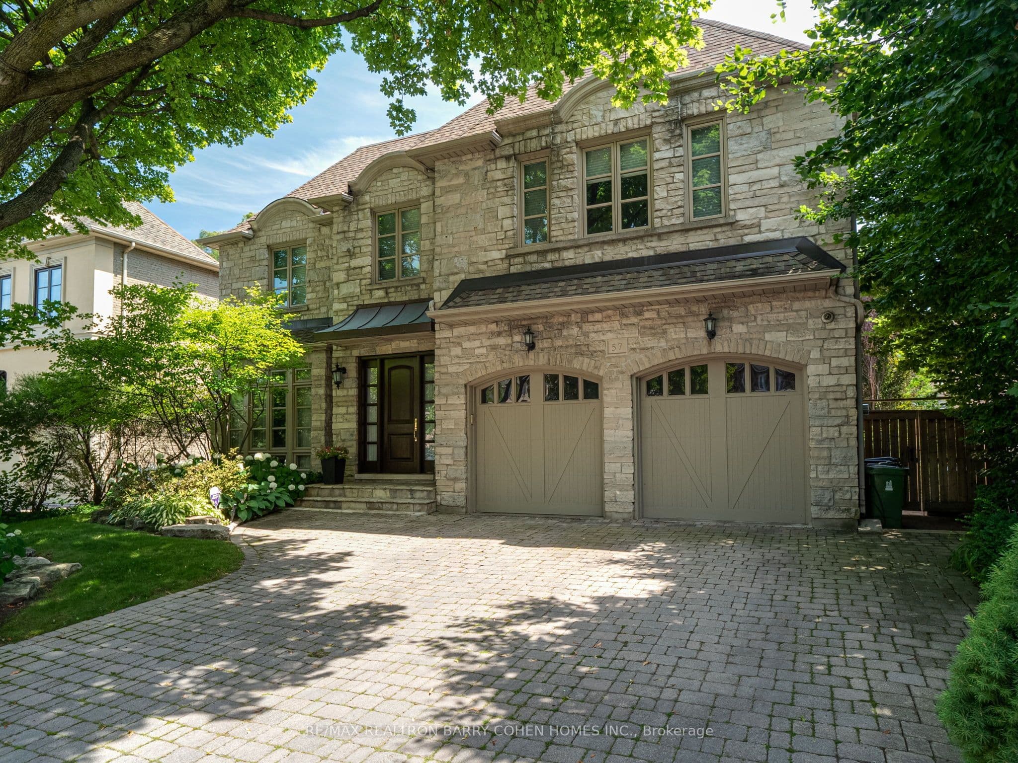 57 Yorkminster Road, Toronto, ON M2P 1M4