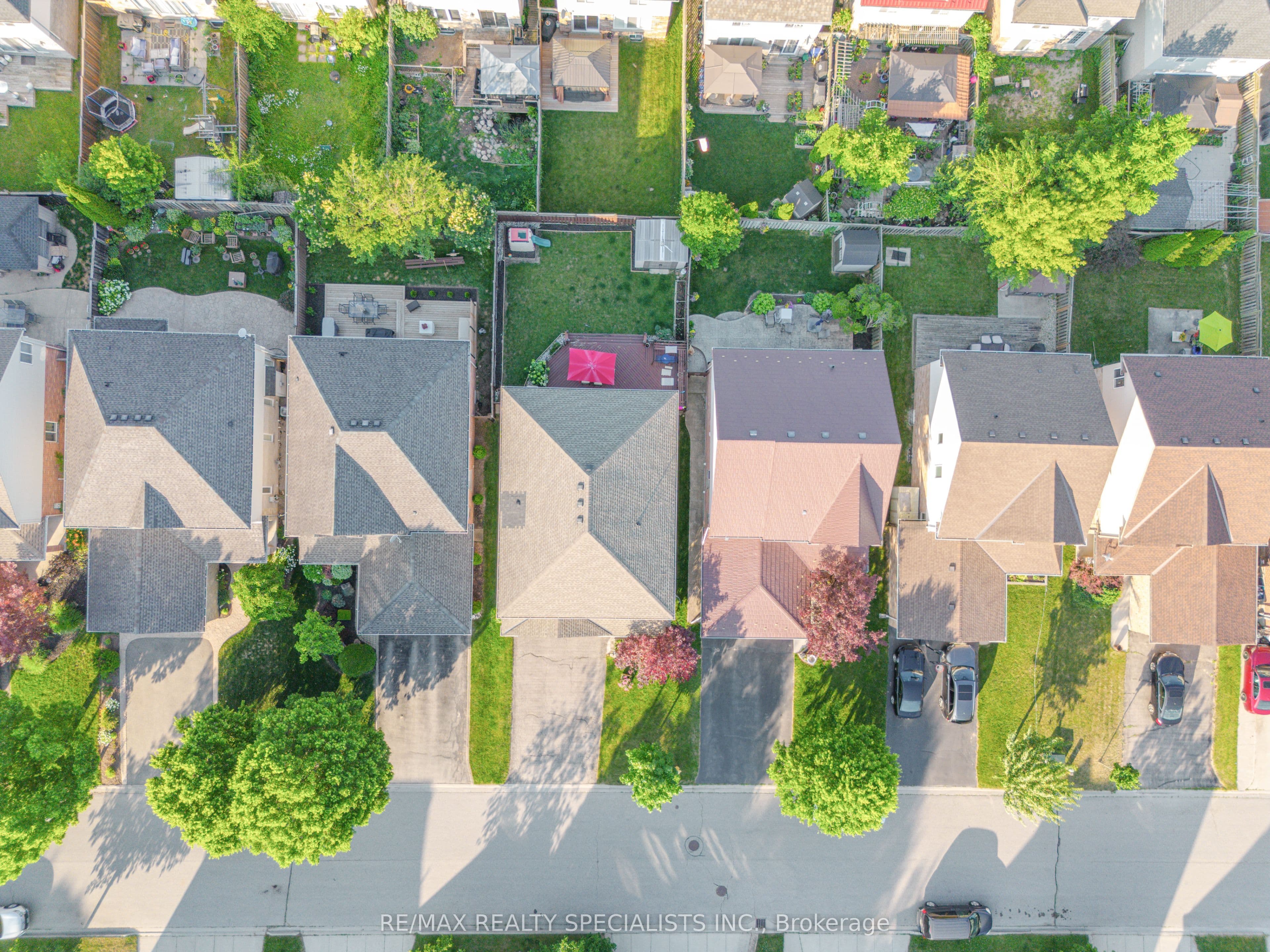 71 MCFARLANE Drive, Cambridge, ON N3C 4L7