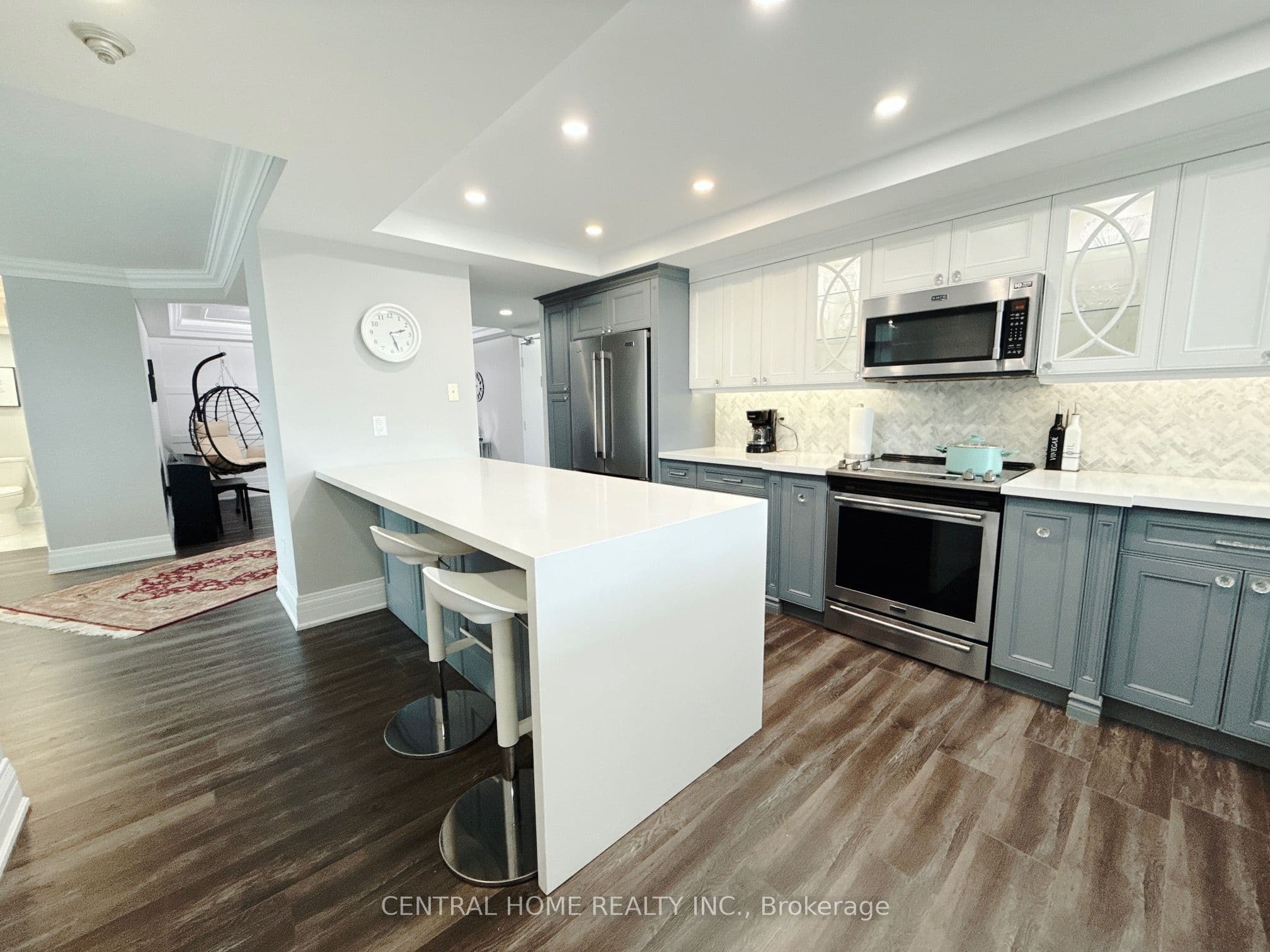 55 Skymark Drive 2703, Toronto, ON M2H 3N4