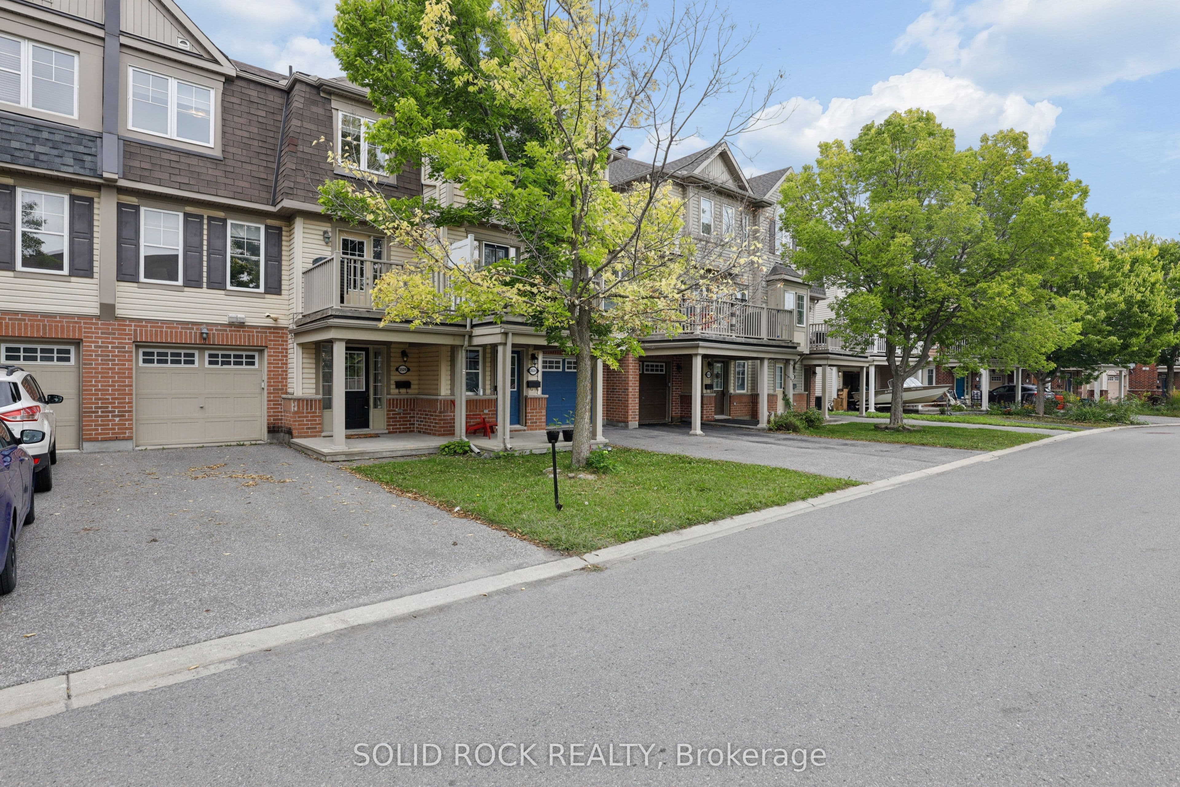2529 Waterlilly Way, Barrhaven, ON K2J 0K2