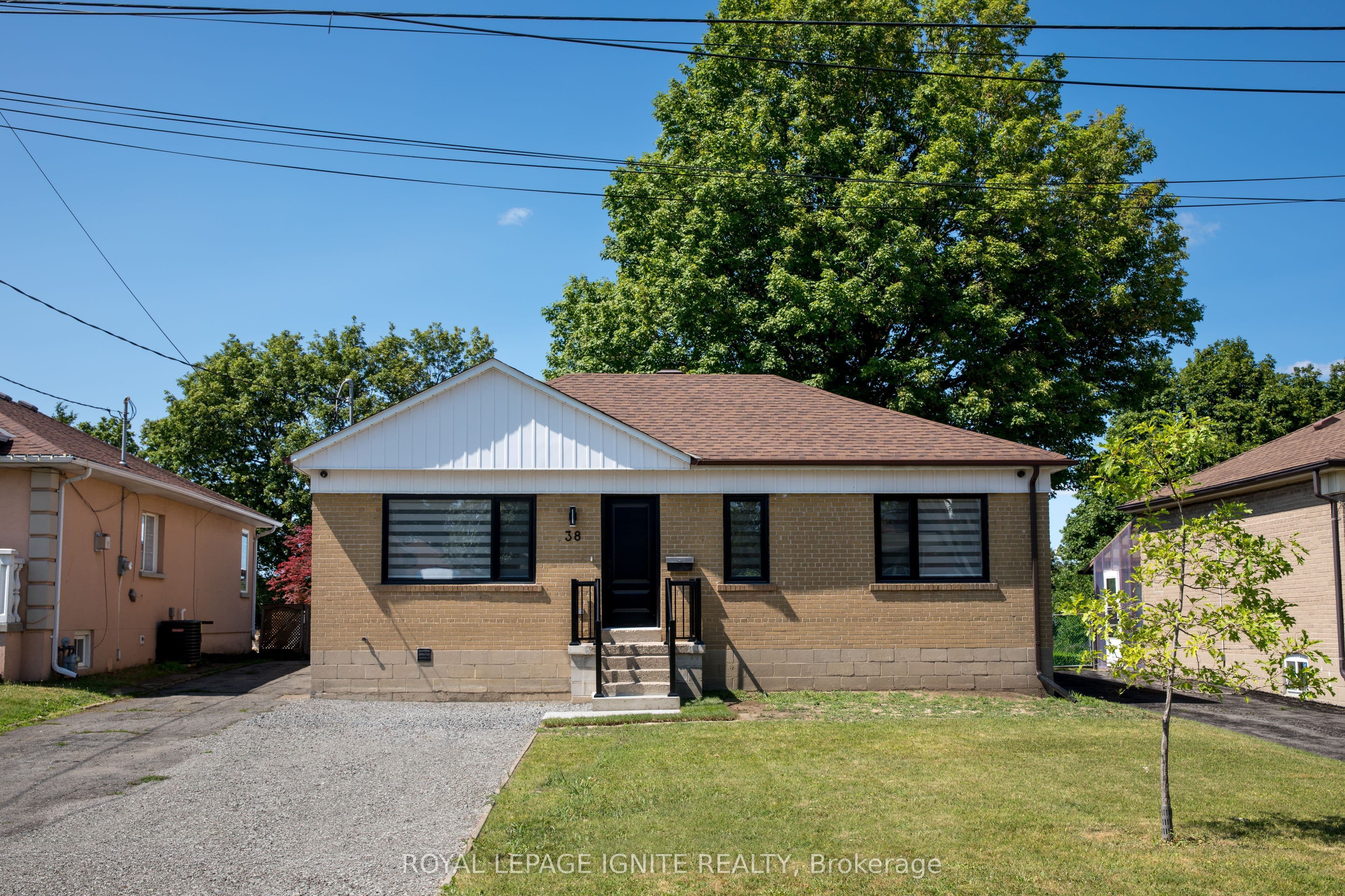 38 Parent Avenue Bsmt, Toronto, ON M3M 1Z7