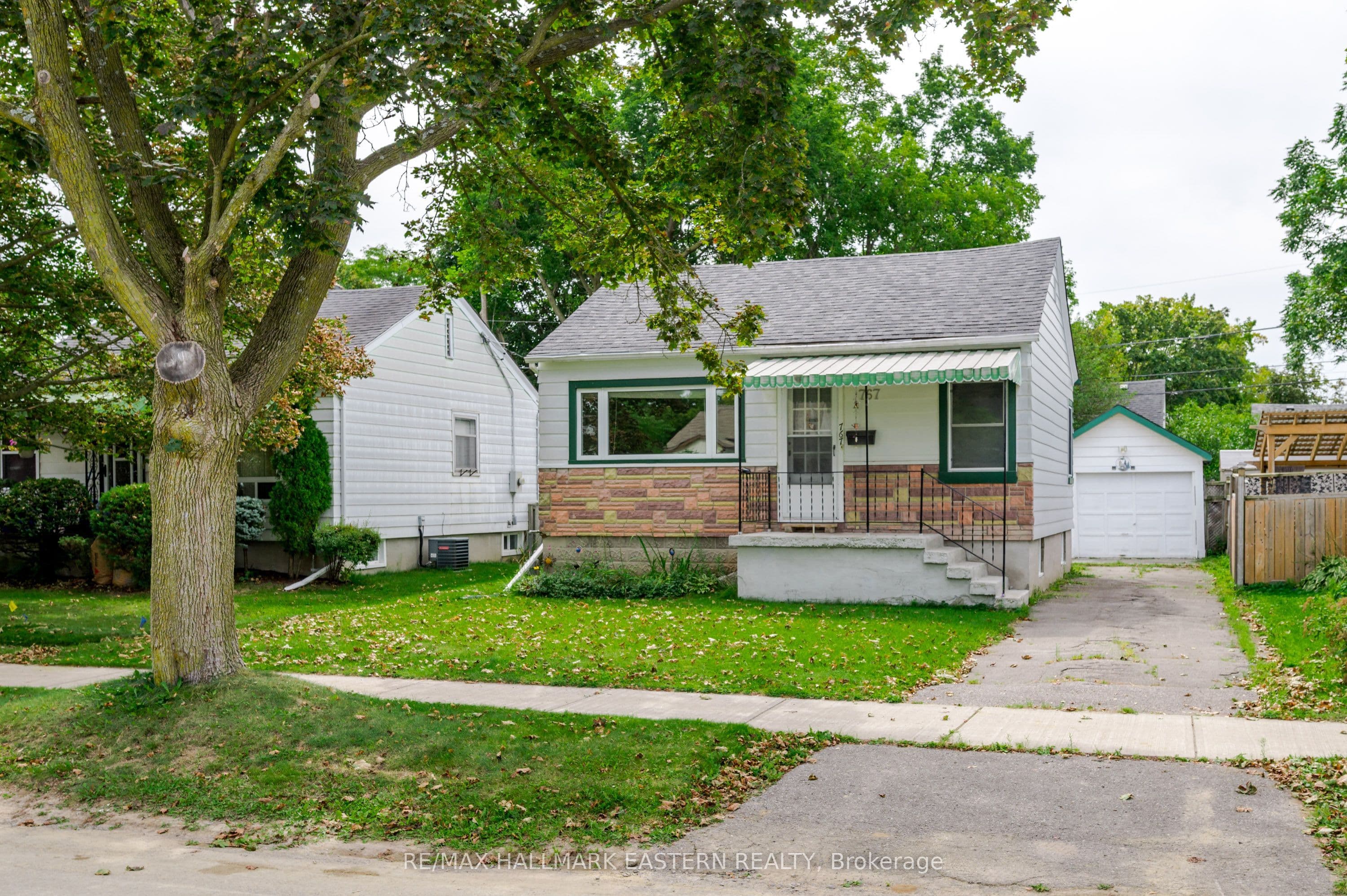767 Duffus Street, Peterborough, ON K9J 4K3