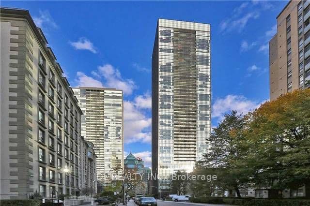 101 Charles Street E 2810, Toronto, ON M4Y 1V2