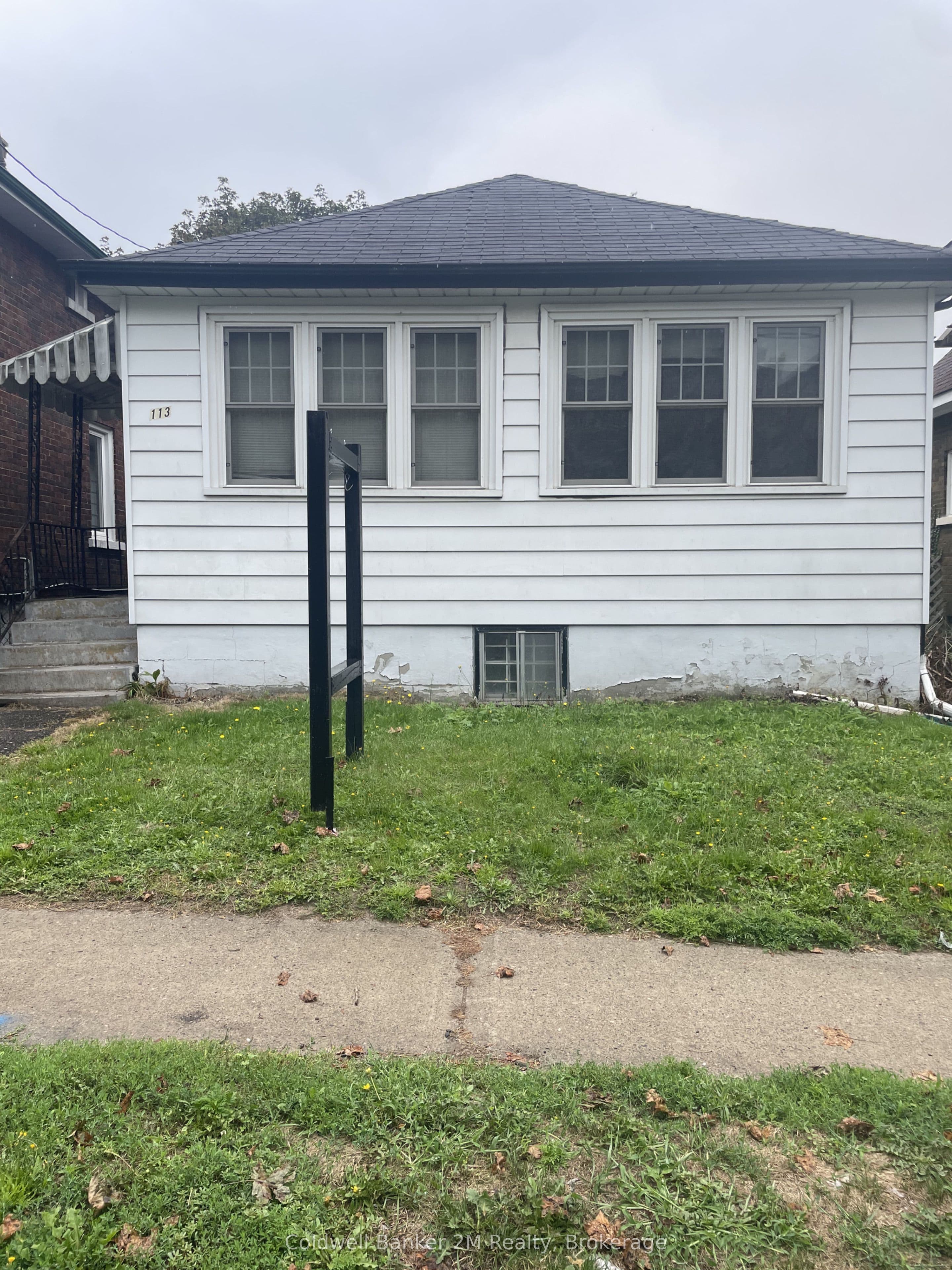113 Elgin Street W, Oshawa, ON L1G 1S5
