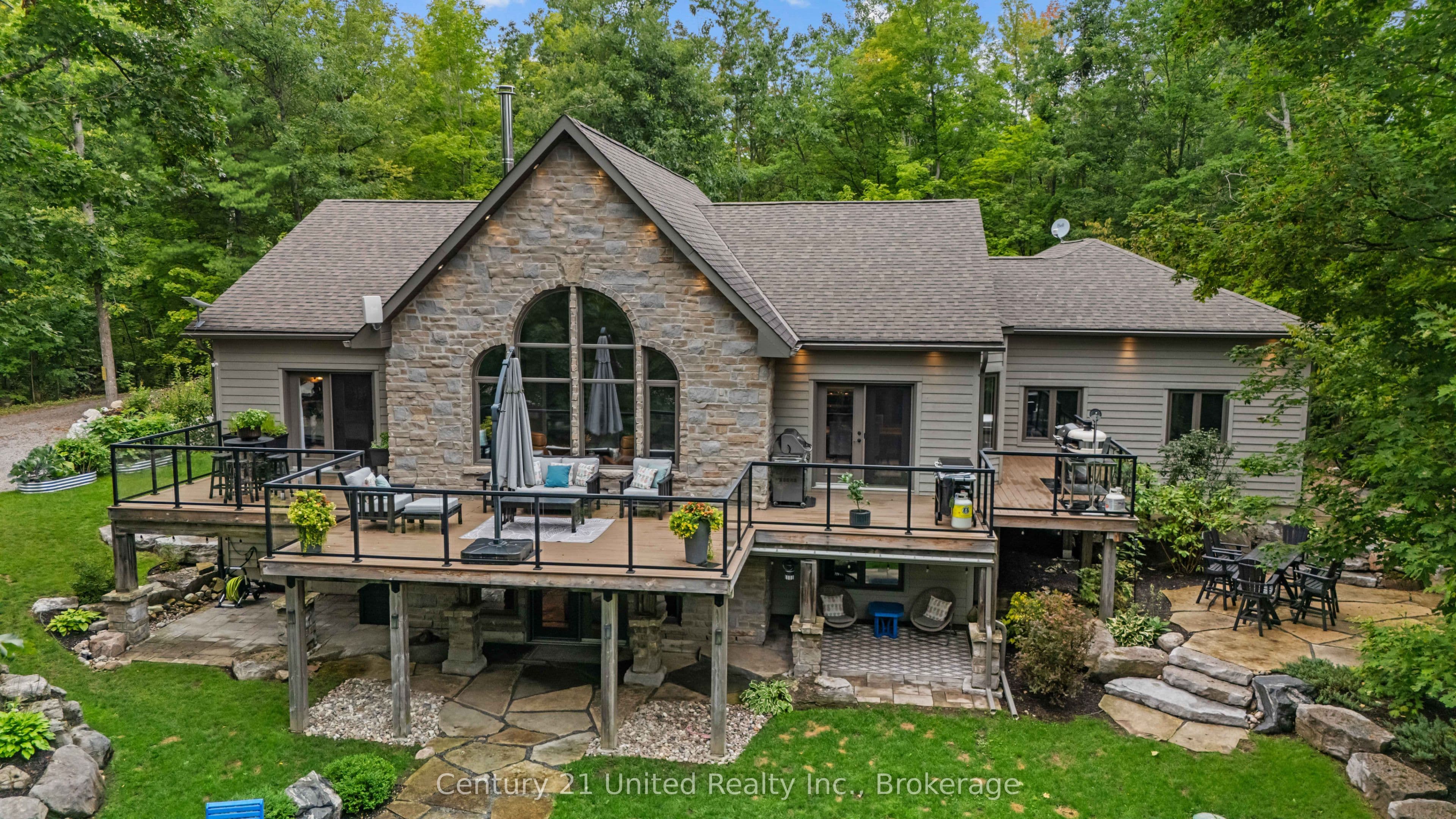 37 Mitchell Crescent, Trent Lakes, ON K0L 1J0