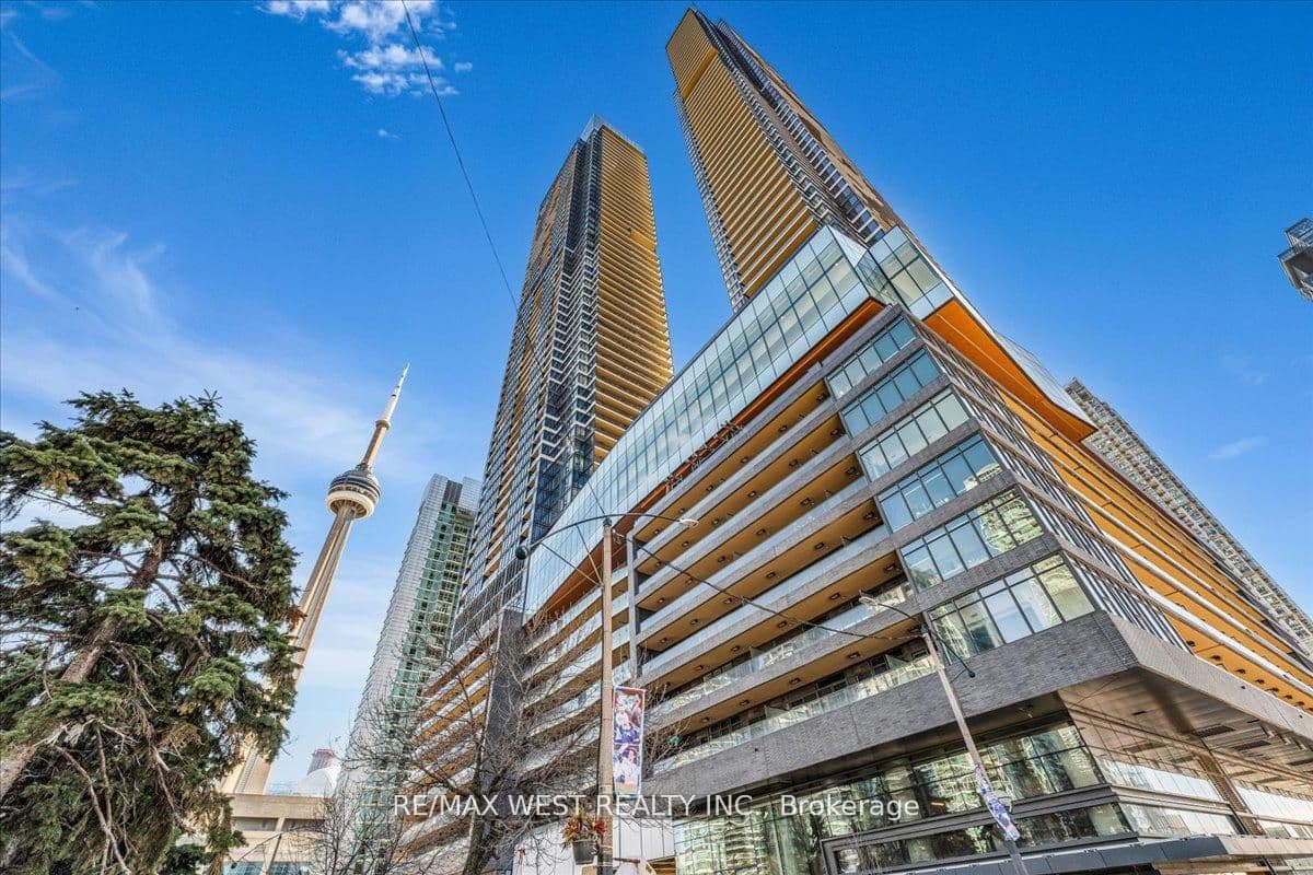 1 Concord Cityplace Way 5709, Toronto, ON M5V 0X3