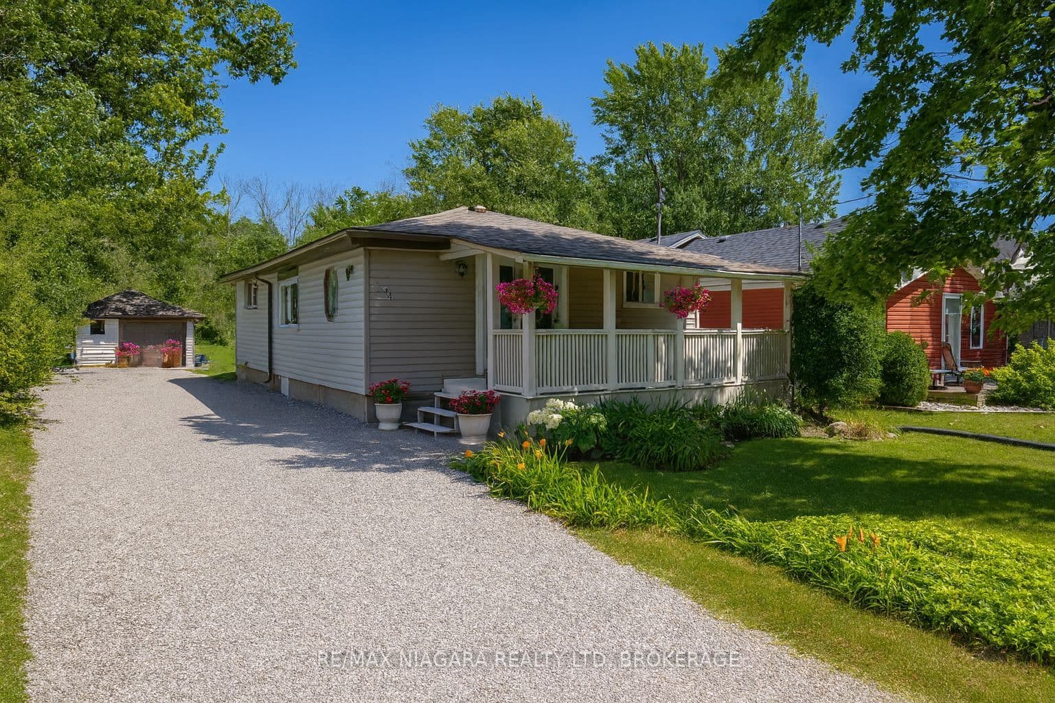 434 Crescent Road, Fort Erie, ON L2A 4P7