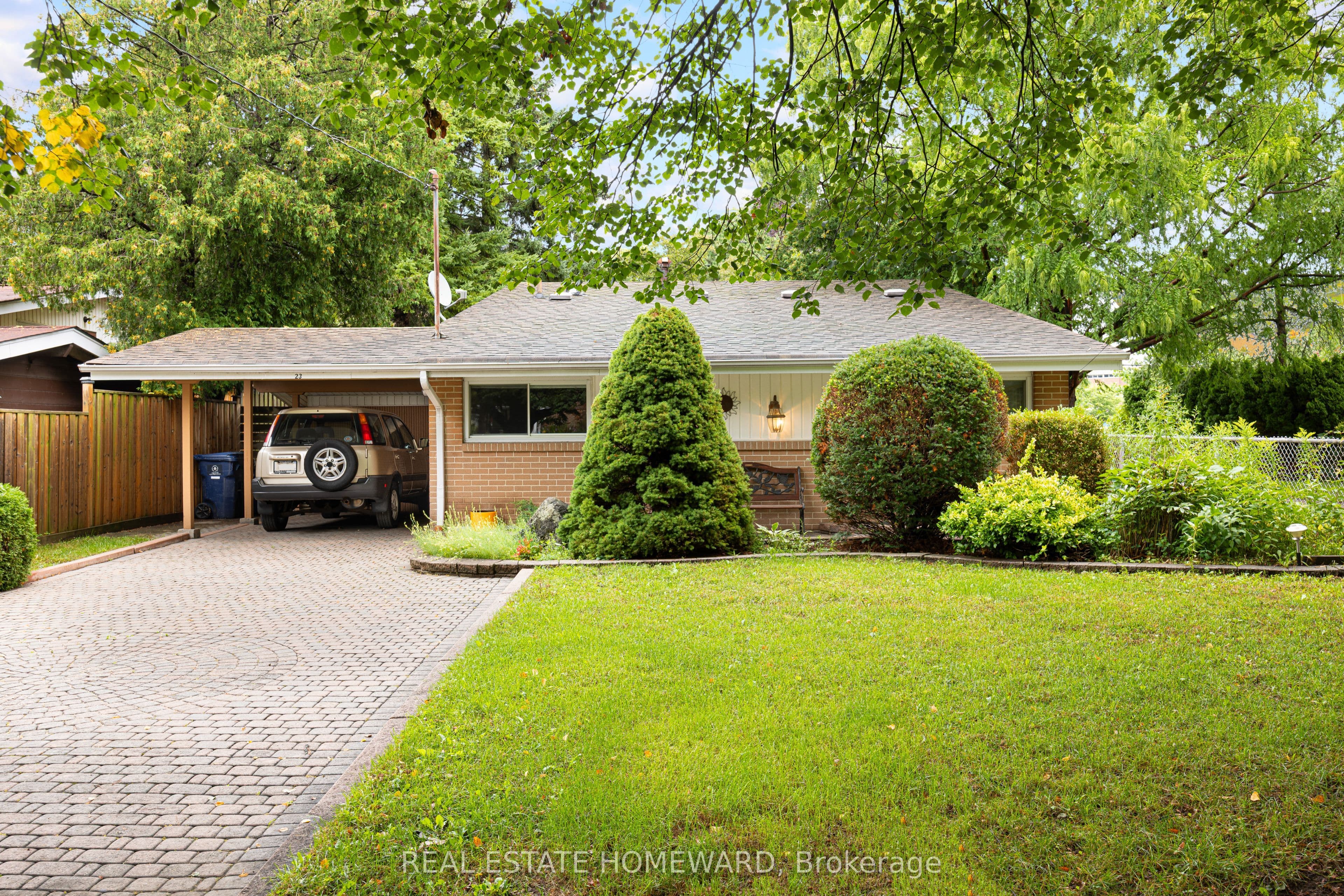 23 Norbury Crescent, Toronto, ON M1P 3J7