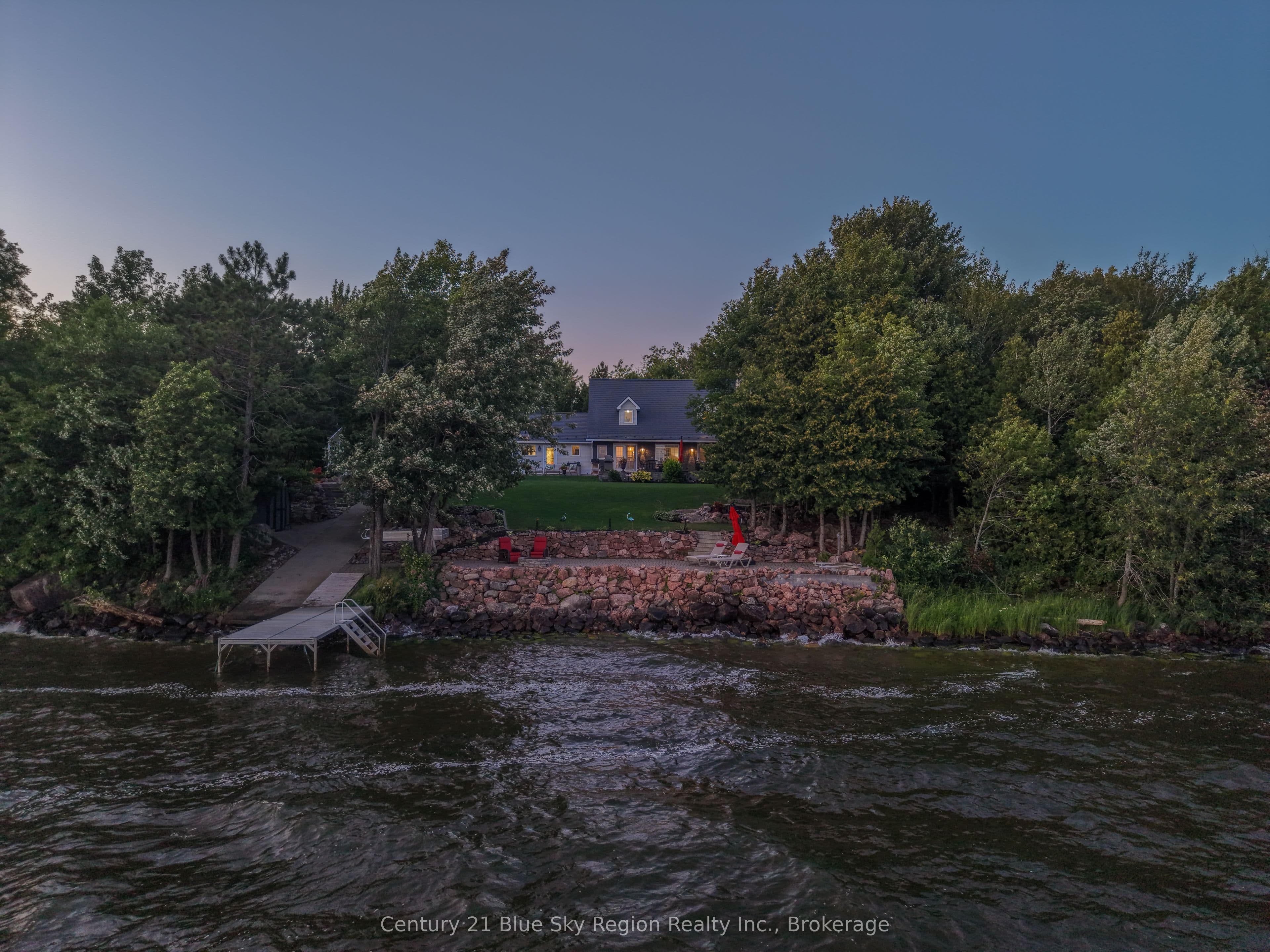 6 Du Lac Drive, West Nipissing, ON P2B 2X8