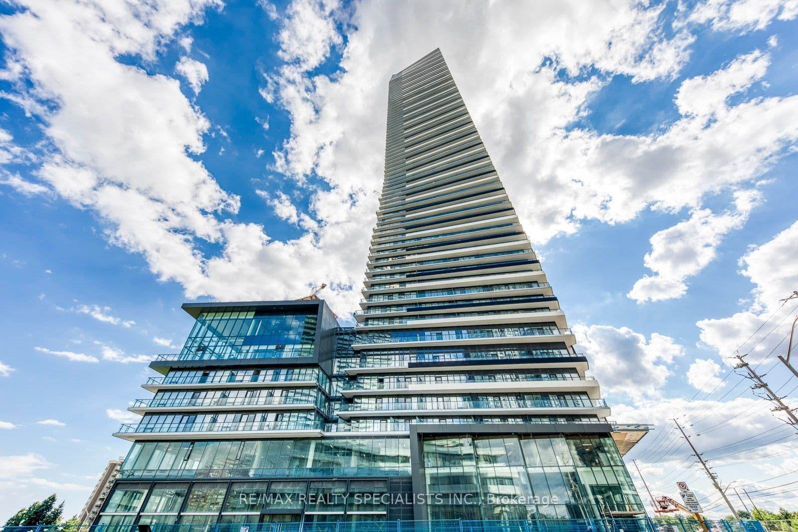 448 Burnhamthorpe Road 2605, Mississauga, ON L5B 0R4