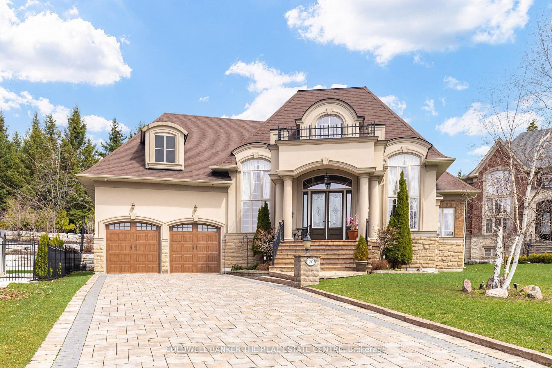 20 Aubrietia Court, Richmond Hill, ON L4E 2R3
