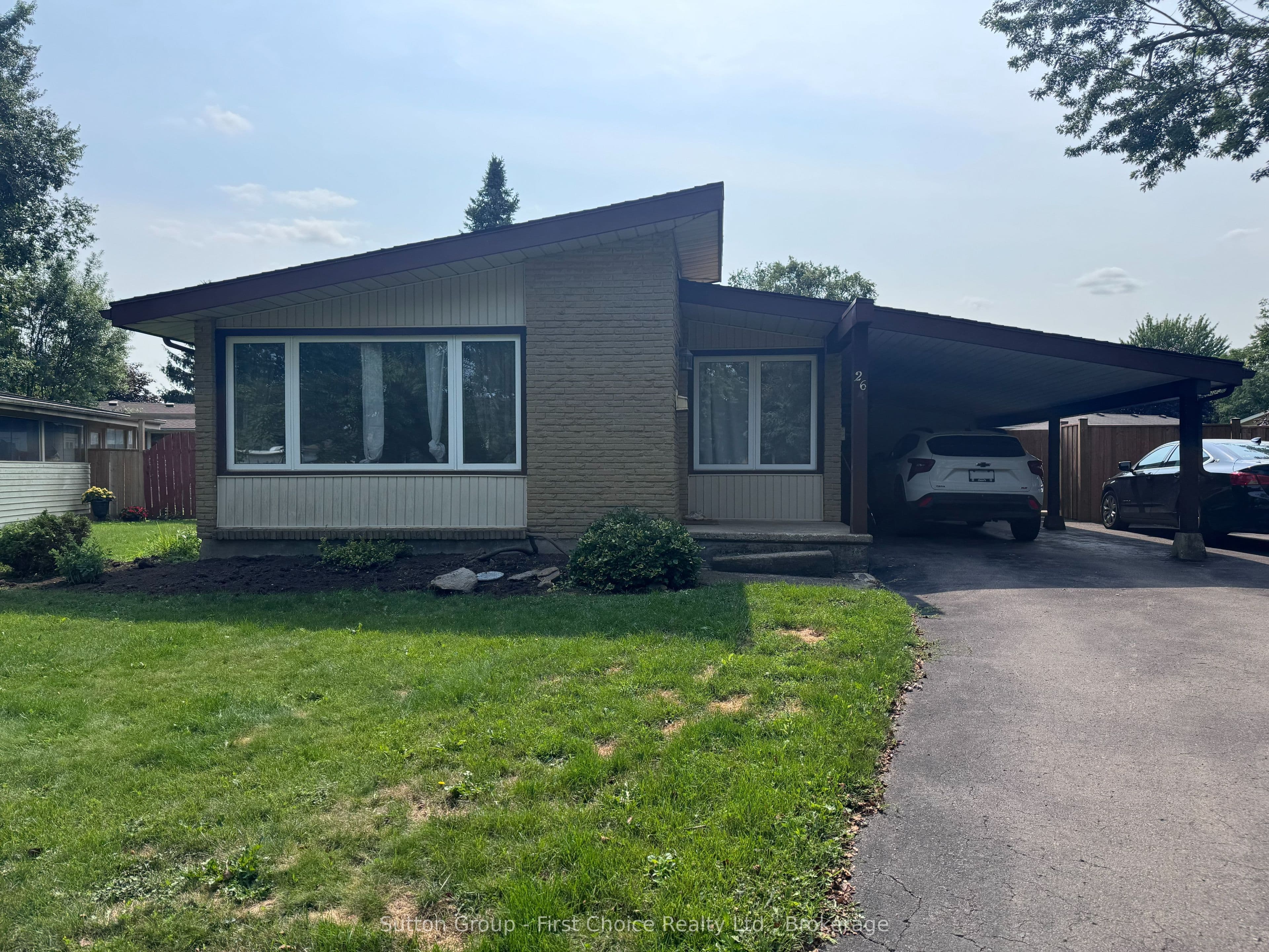 26 Kathryn Crescent, Stratford, ON N5A 2Y7