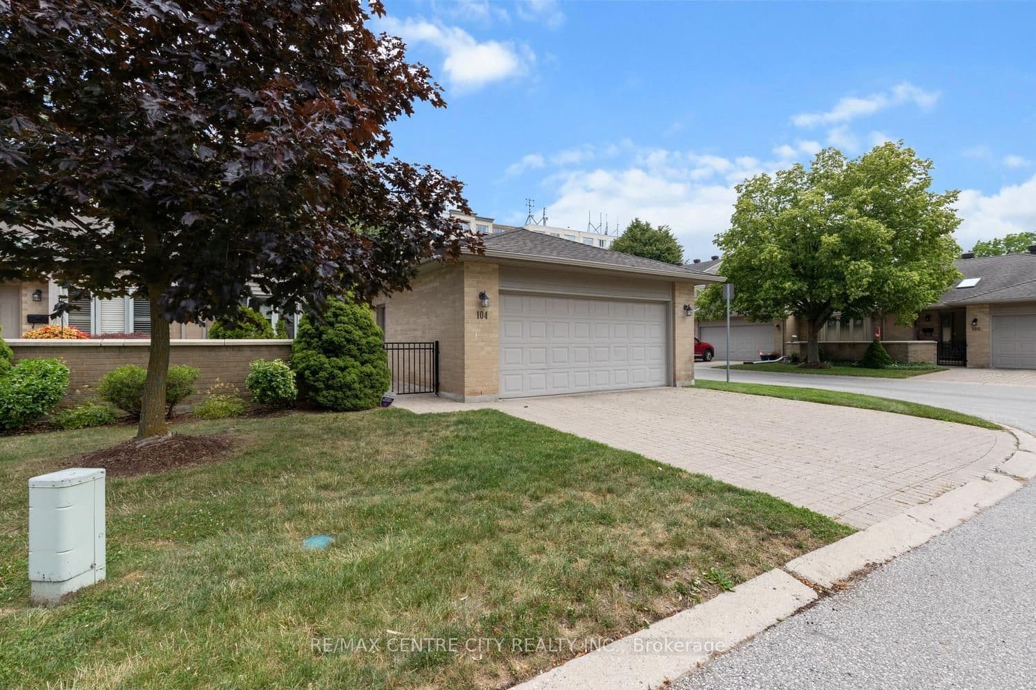 1500 Richmond Street 104, London North, ON N6G 4V1