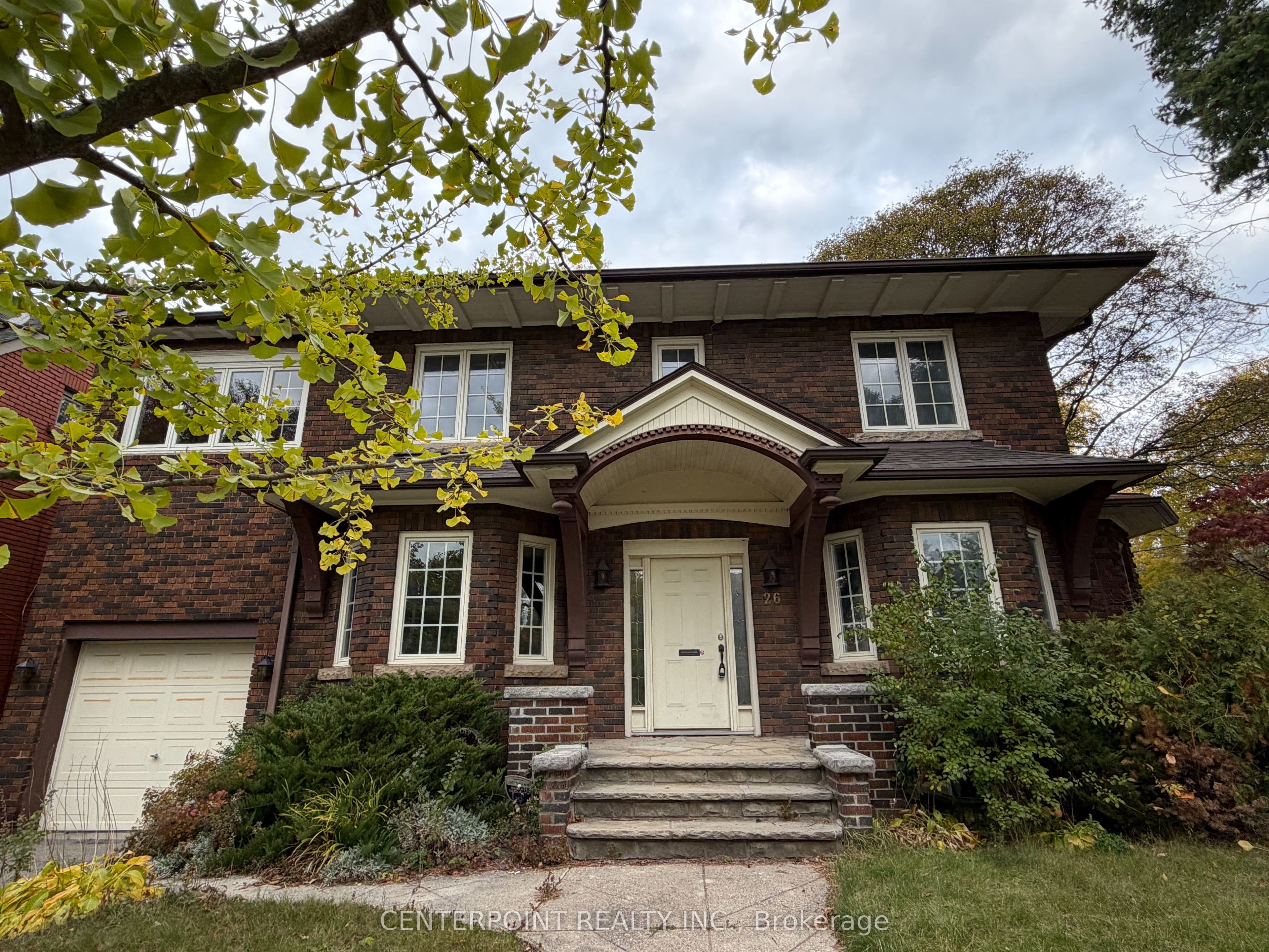 26 St Leonards Avenue, Toronto, ON M4N 1J9
