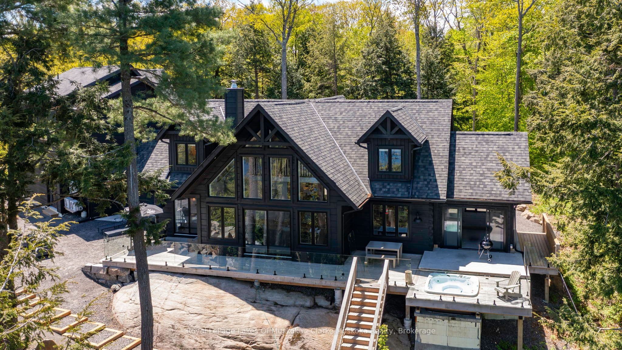 1211 Foreman Road 44, Muskoka Lakes, ON P0B 1J0