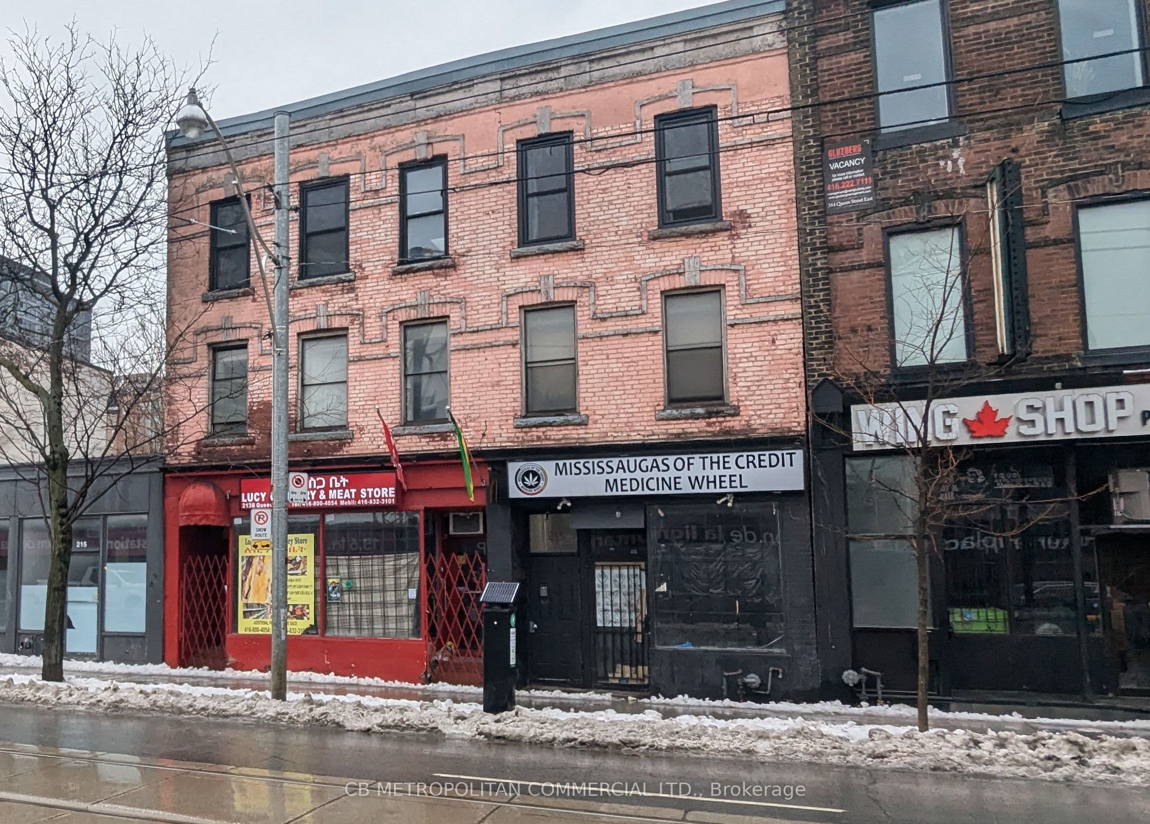 213 Queen Street A, Toronto, ON M5A 1S2