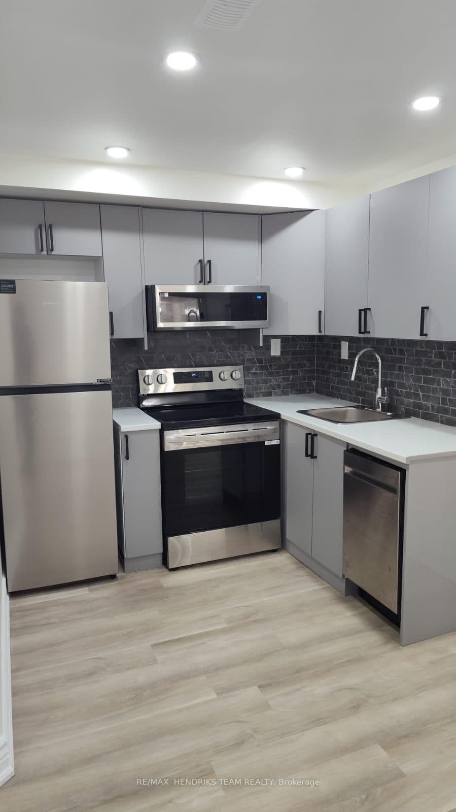 199 Port Crescent E Basement, Welland, ON L3B 0N2