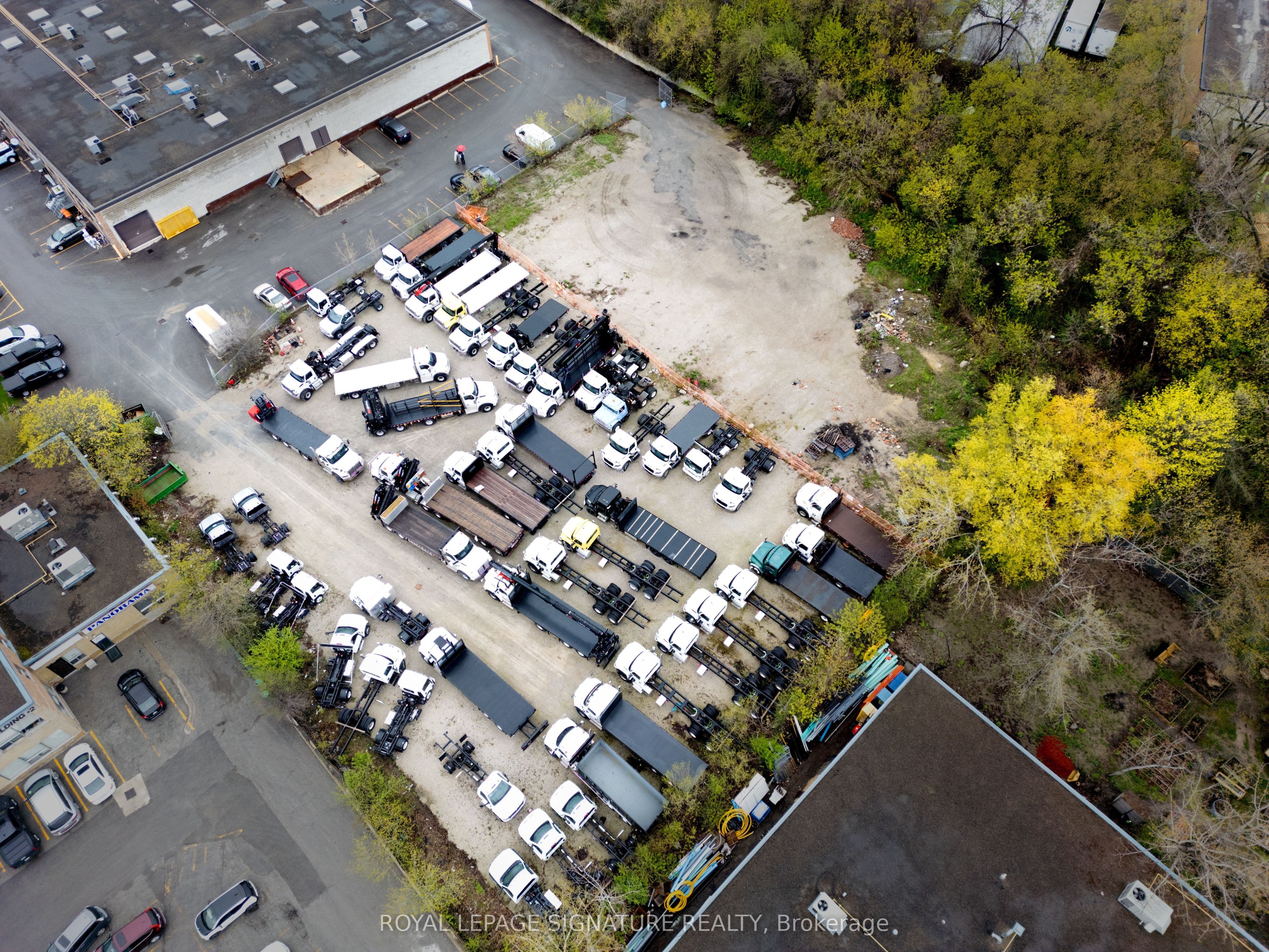 49 Cranfield Road, Toronto, ON M4B 3H3