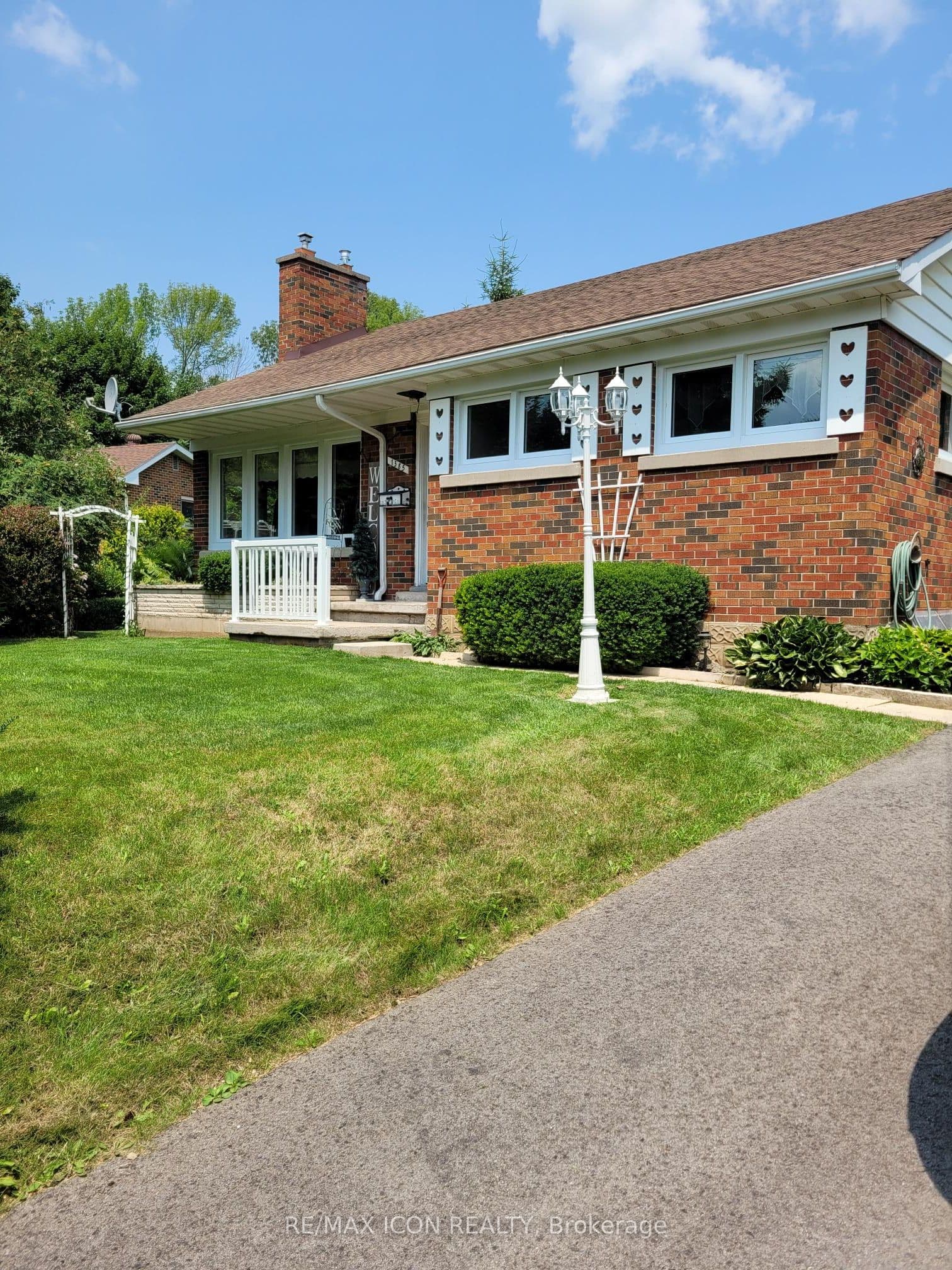 1385 7th Avenue W, Owen Sound, ON N4K 5K5