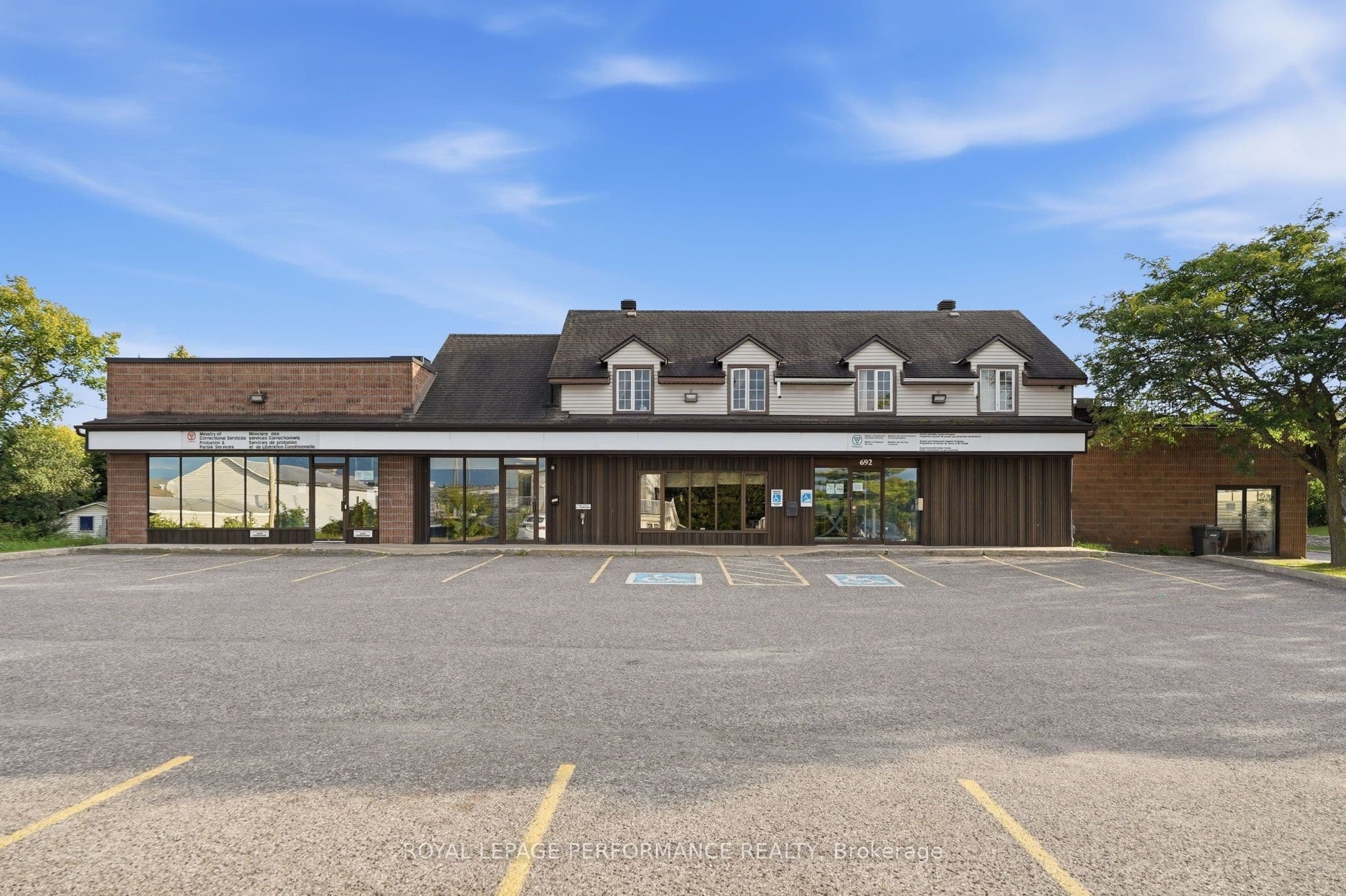 692 Main Street E, Hawkesbury, ON K6A 1B4