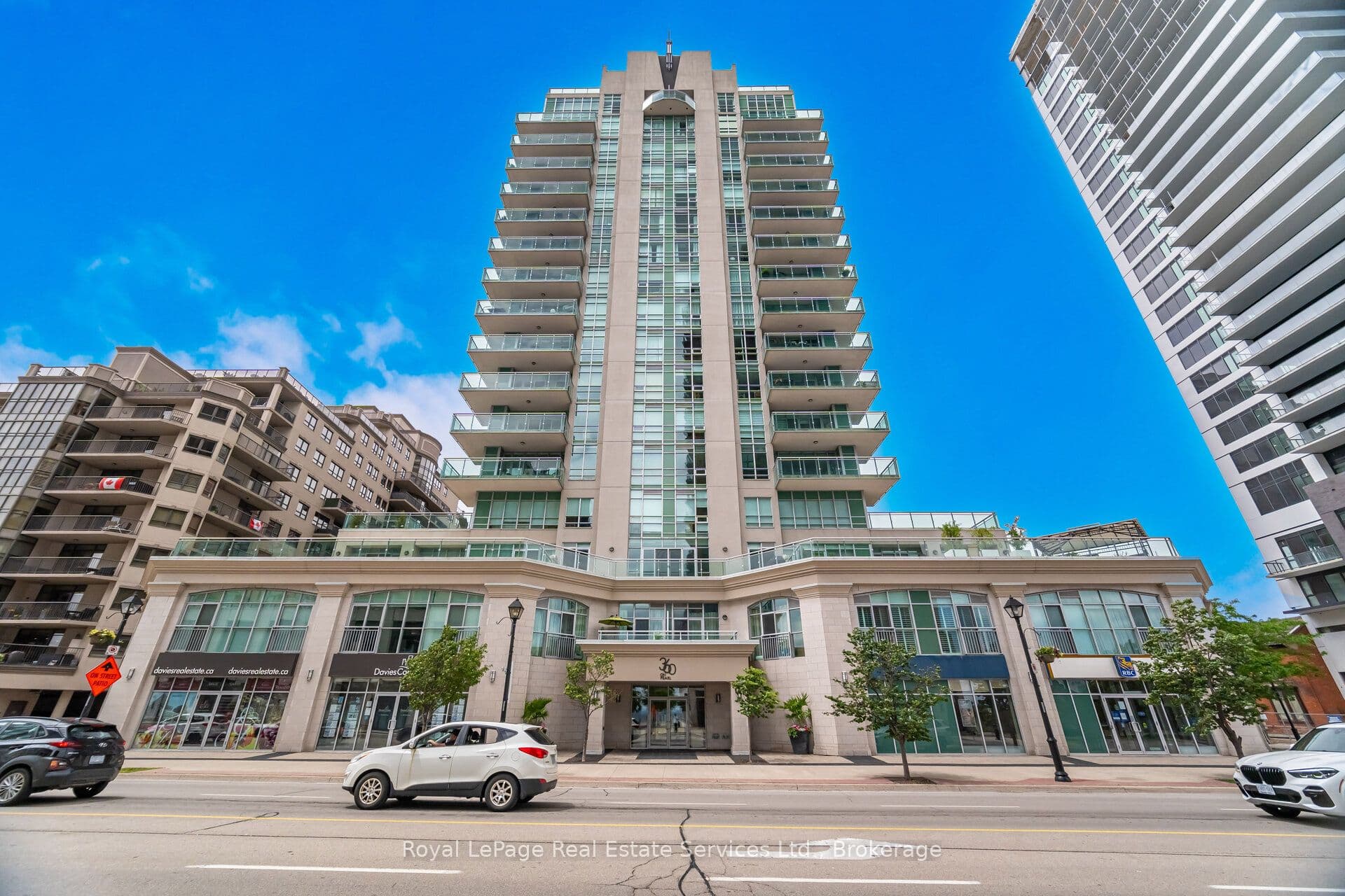 360 Pearl Street 303, Burlington, ON L7R 1E1
