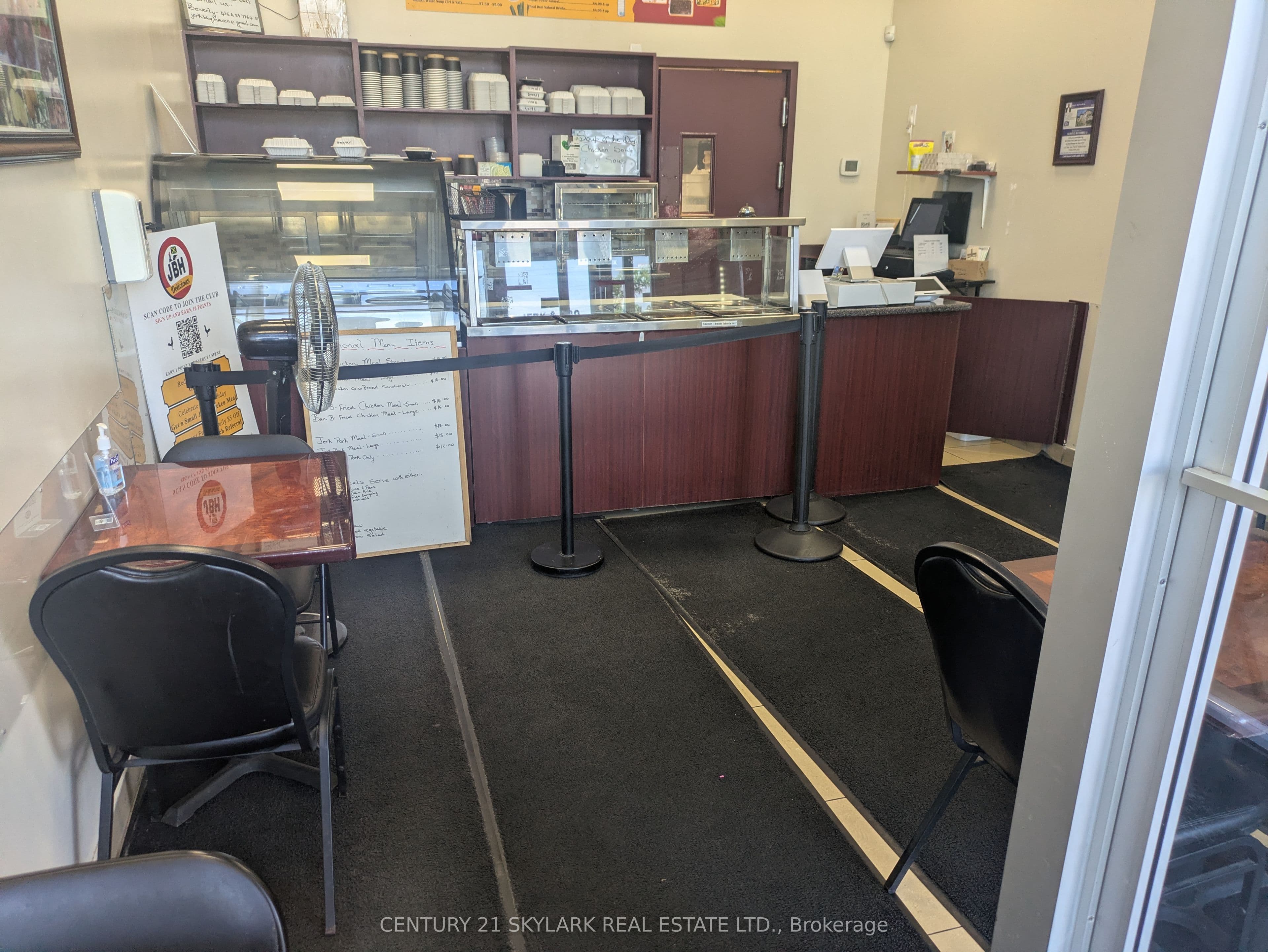 488 Eglinton Avenue W 20, Mississauga, ON L5R 0G2