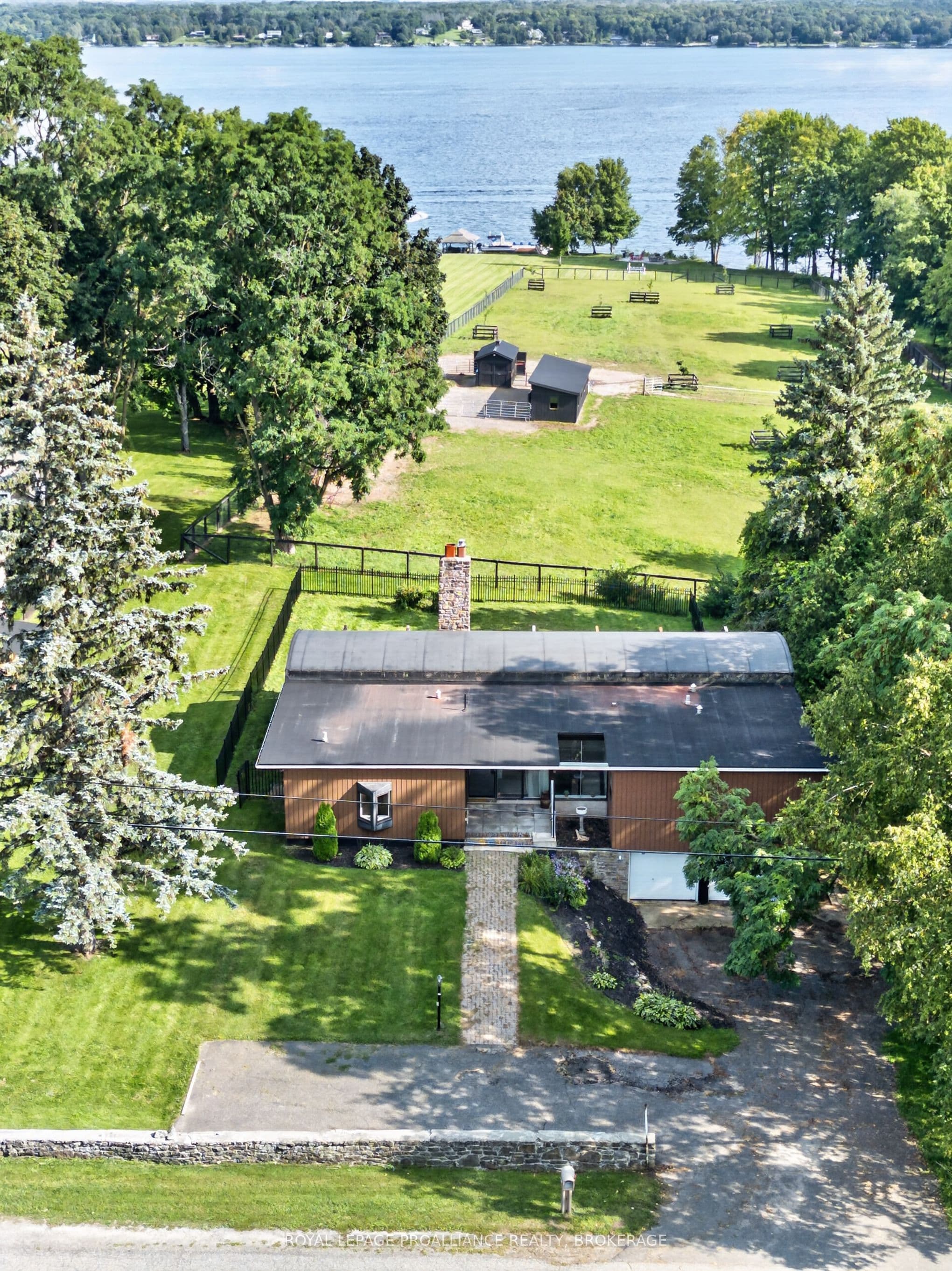 1103 County Road 2, Augusta, ON K6V 5T1