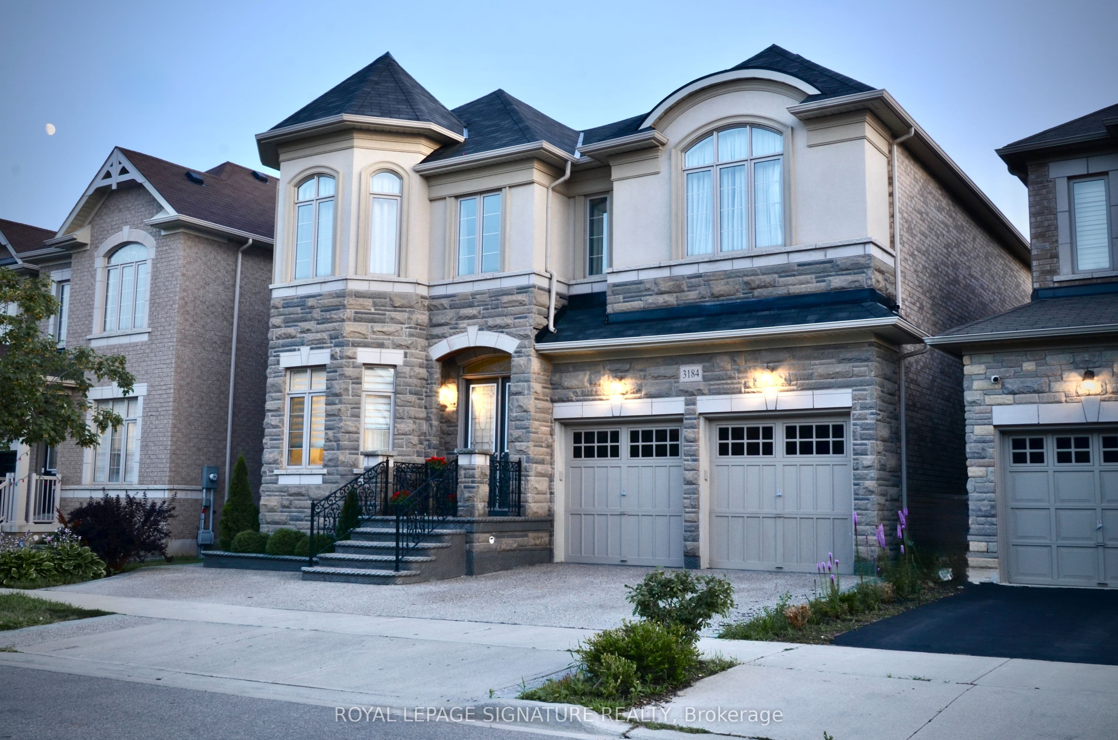 3184 Meadow Marsh Crescent, Oakville, ON L6H 0T2
