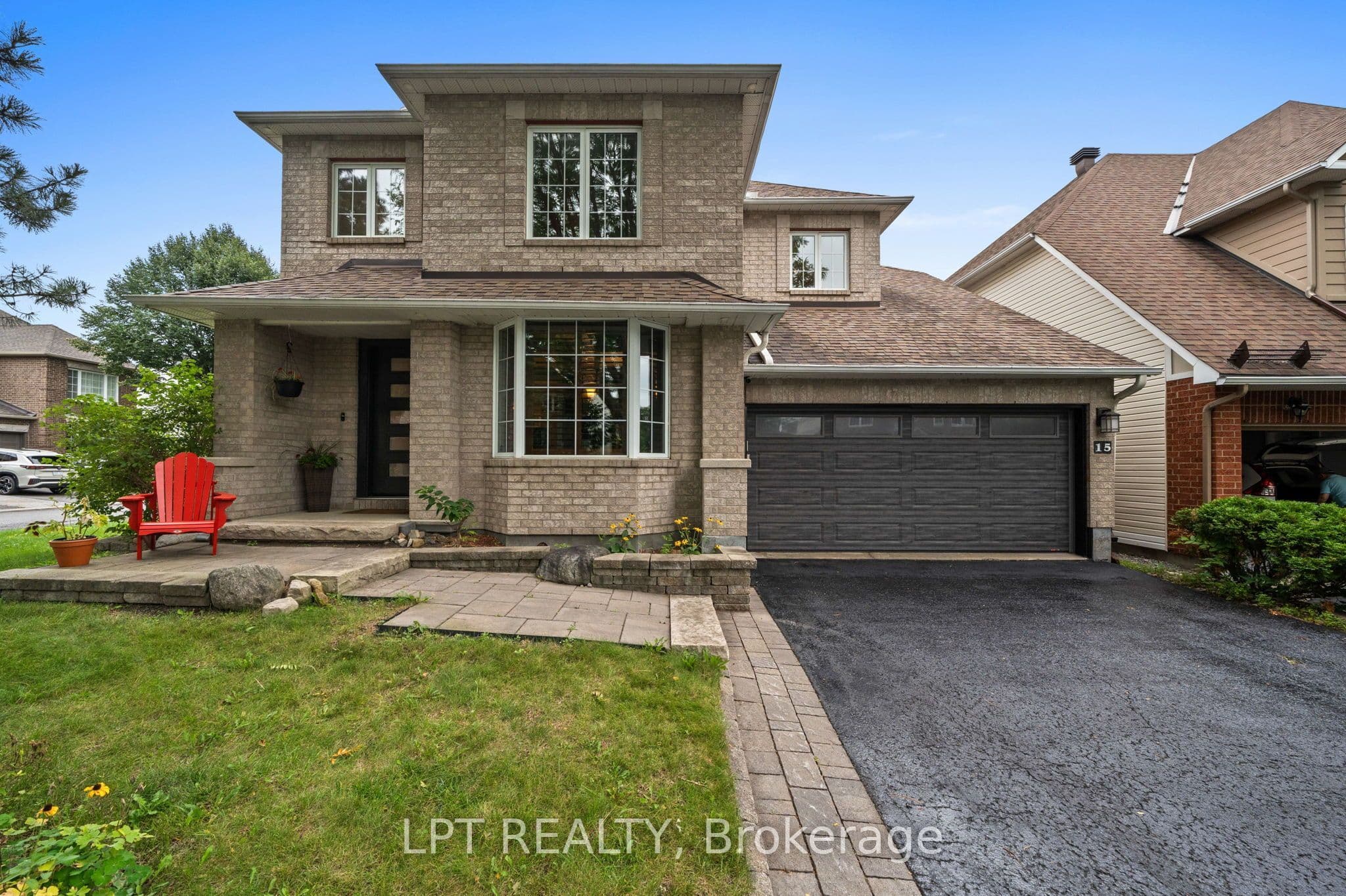 15 Spalding Avenue, Kanata, ON K2K 3B2